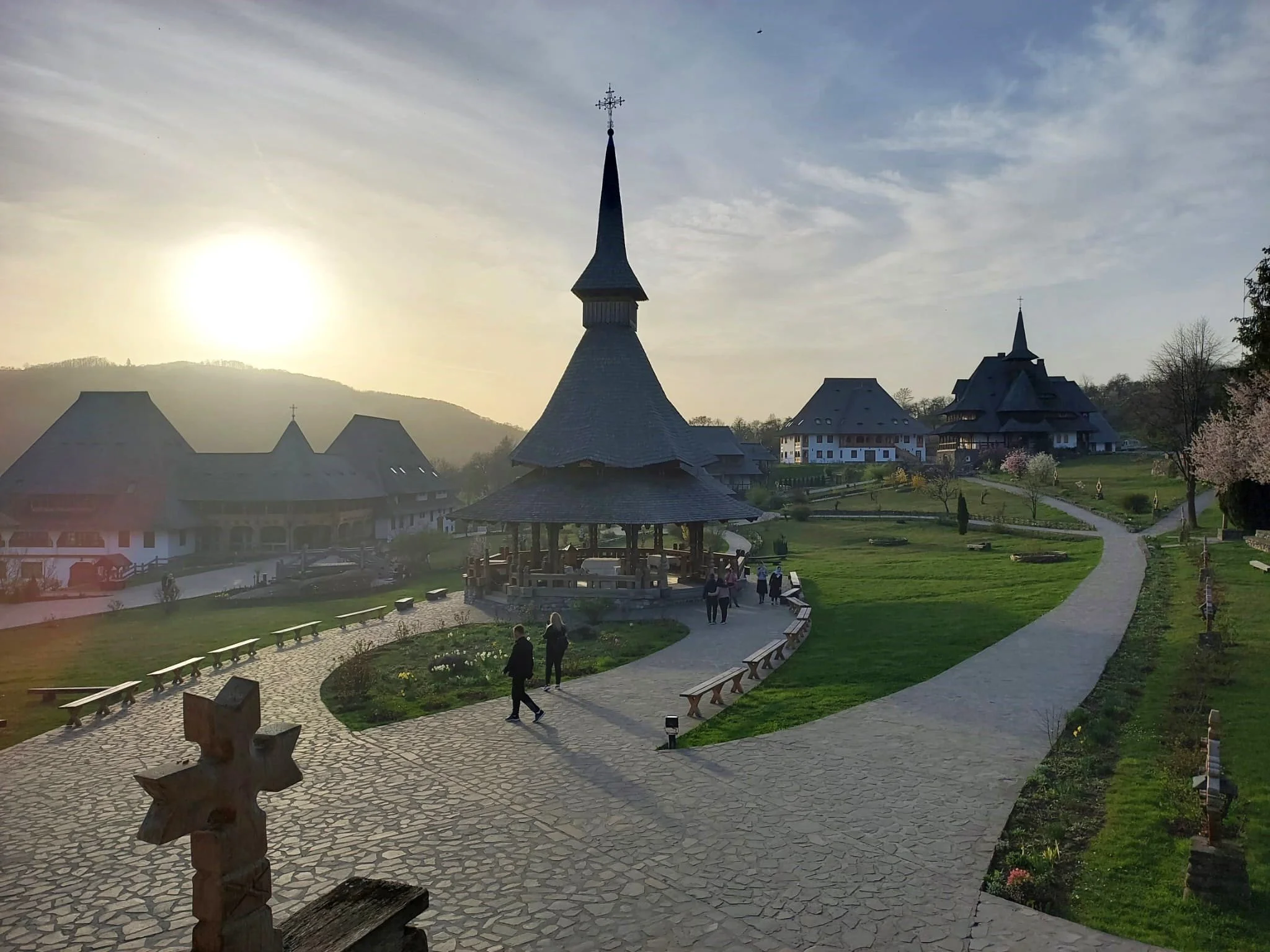 Barsana_Monastery_2.jpeg