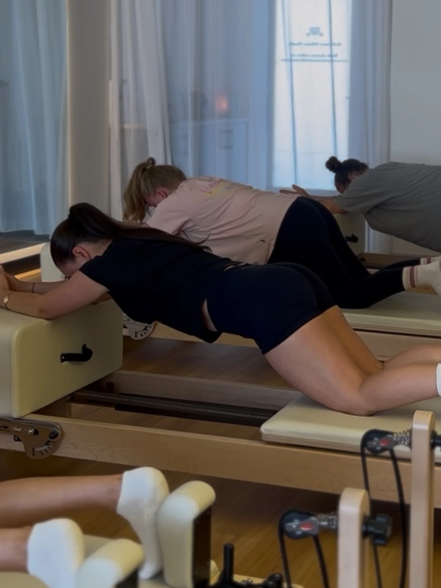 SURPRISE MEMBERSHIP DEAL- Sign up for one of our 4 memberships this weekend and receive a free pair of grip socks 🧦 

Grab your grippies in the studio next week! ✨