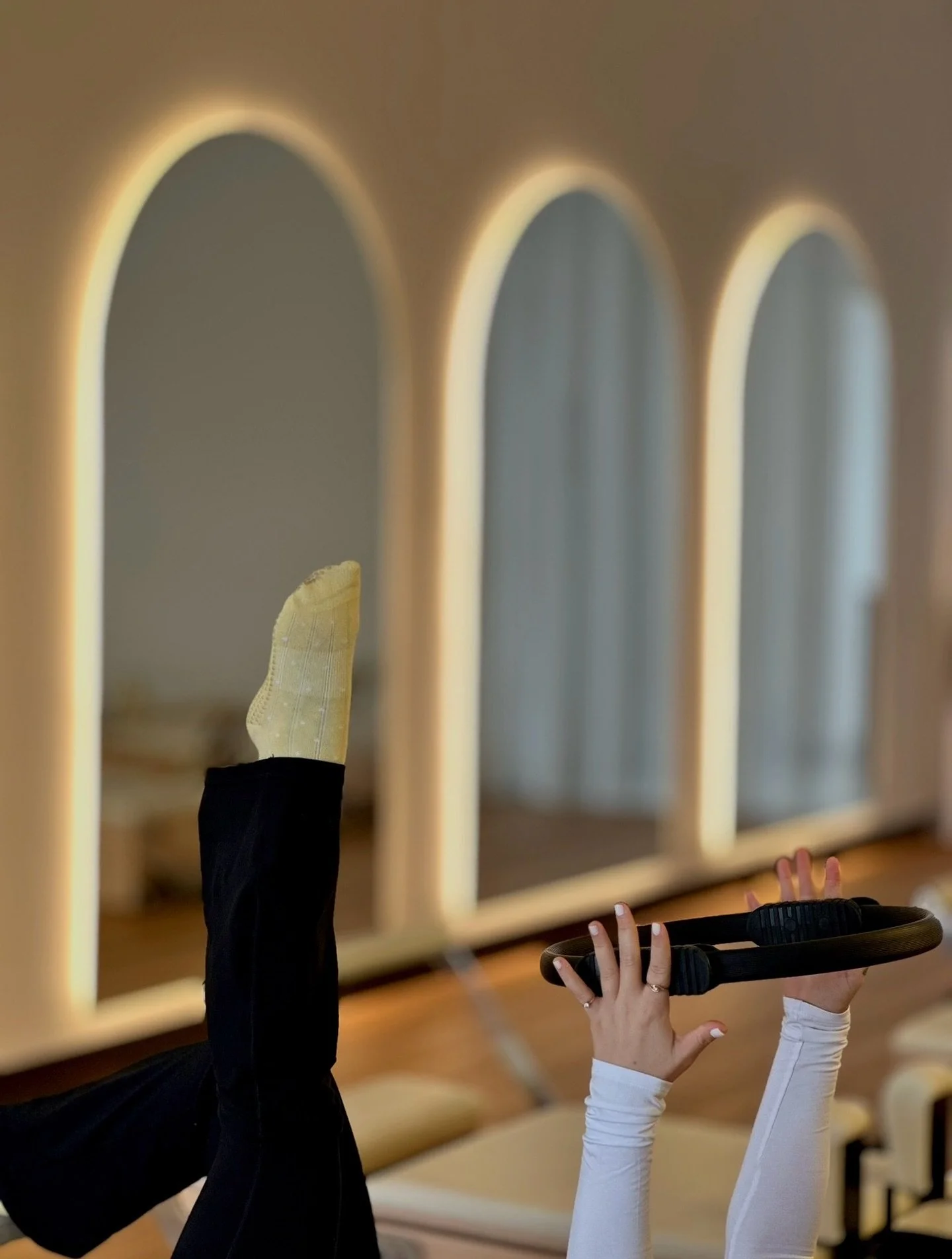 Remember we&rsquo;re running an 8:15am &amp; 9:15am class on Monday&rsquo;s now!

+ Our schedule is limited over the Easter Holidays, book your classes in advanced. You&rsquo;ll be moving with Georgia &amp; Montana for the next 2 weeks! ✨

Gorgeous p