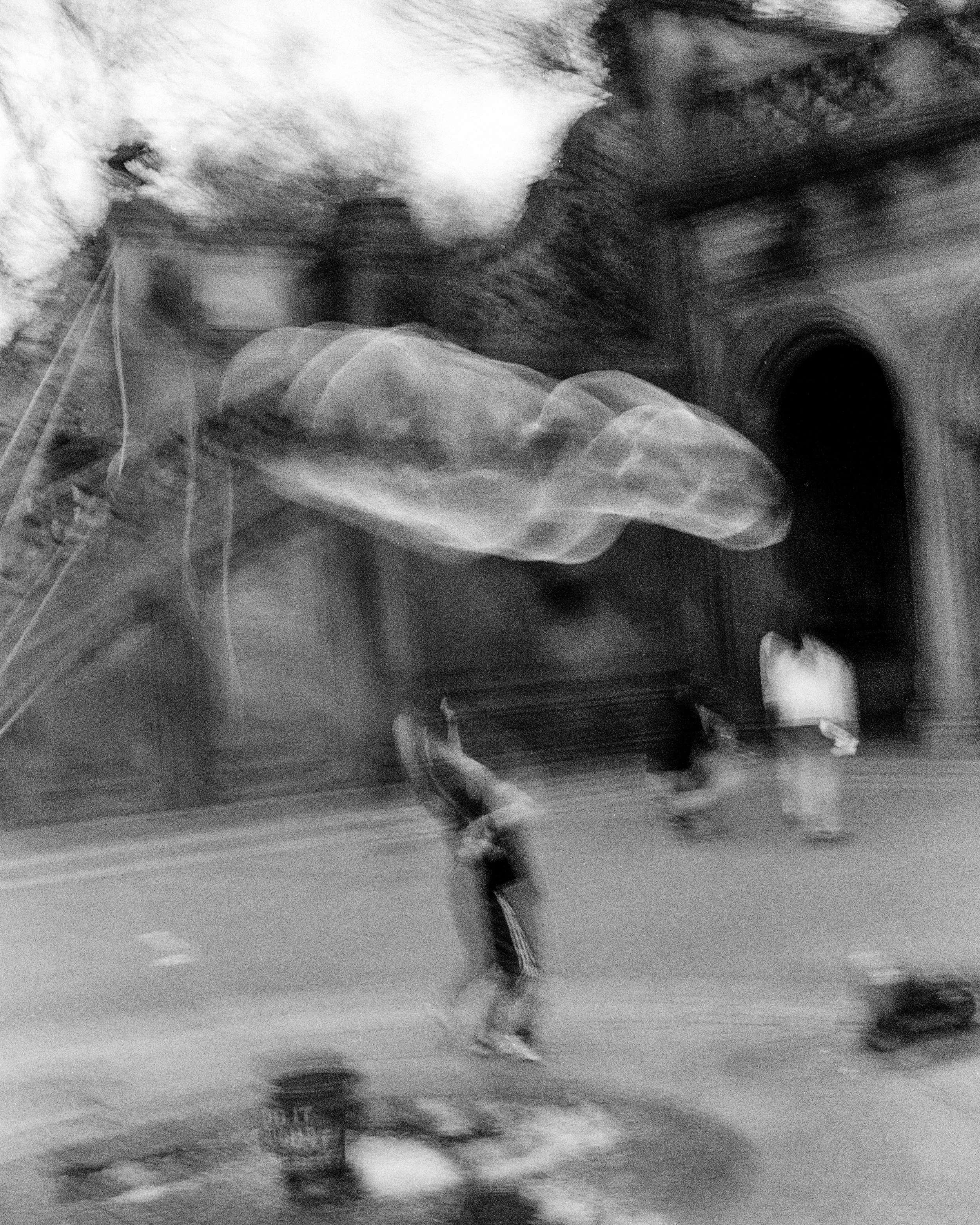 Chasing a Bubble. Central Park, 2025