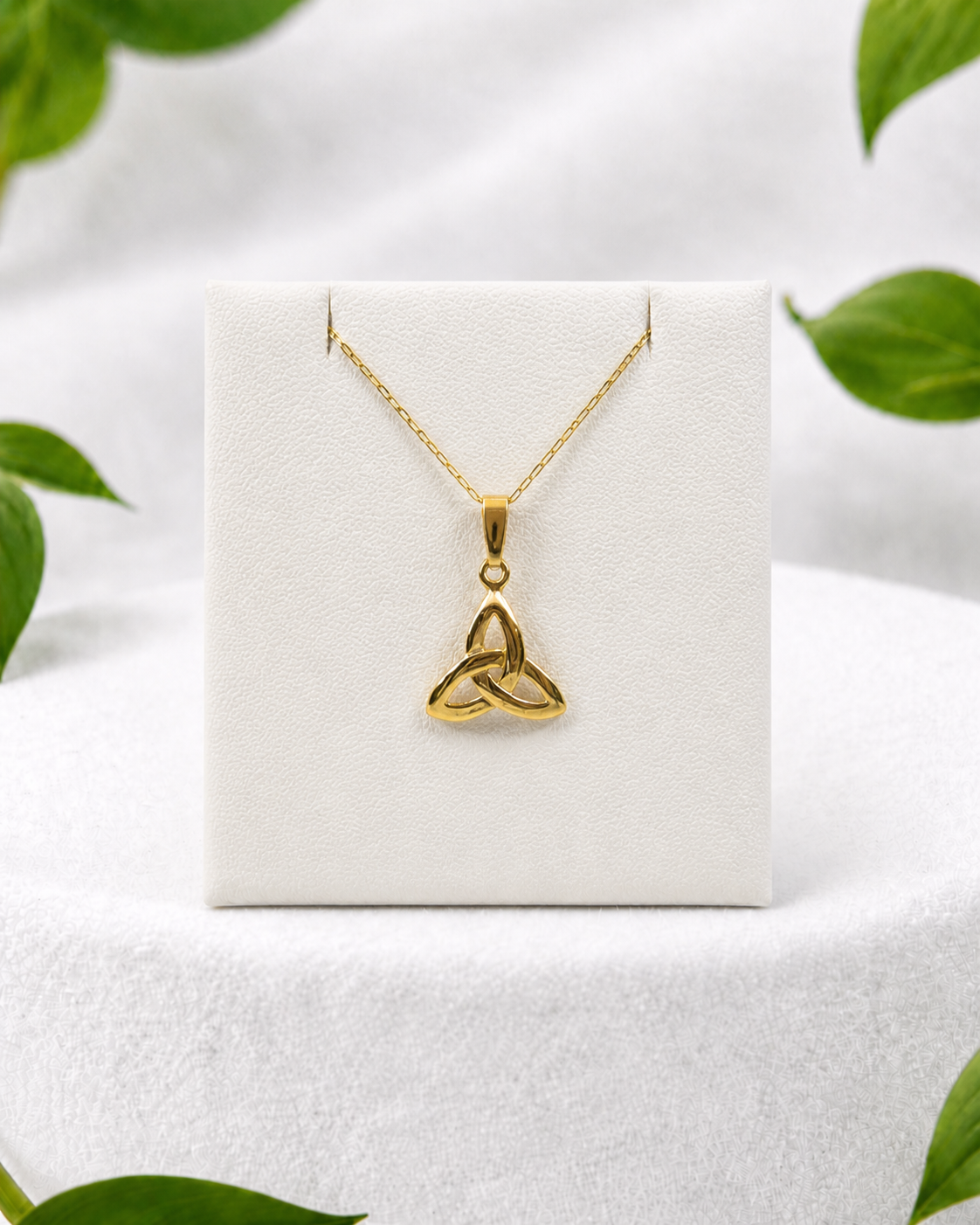 9K Gold Celtic Trinity Knot Pendant