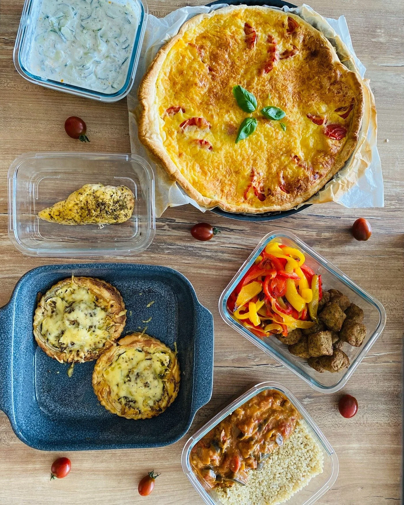🍴 Cette semaine chez 19h Pile :
🥕 Dahl de lentilles corail au lait de coco
🥦 Gratin brocoli&ndash;b&eacute;chamel&ndash;parmesan
🍝 Lasagnes v&eacute;g&eacute;tariennes
🥔 Po&ecirc;l&eacute;e de pommes de terre, &oelig;ufs mollets, oignons caram&e