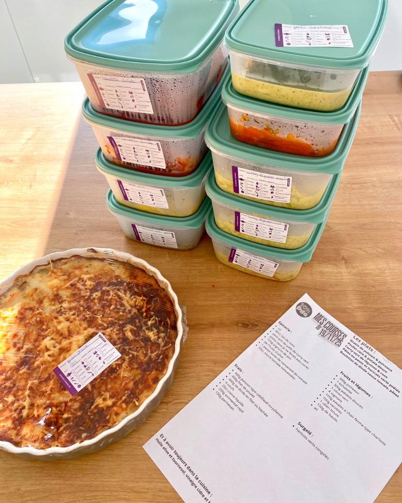 Cette semaine, plus de 30 recettes cuisin&eacute;es directement chez mes clients. Et &ccedil;a leur simplifie tant les soir&eacute;es. 
Je vous transmets une liste de courses bien organis&eacute;e et c&rsquo;est la seule chose que vous avez &agrave; 