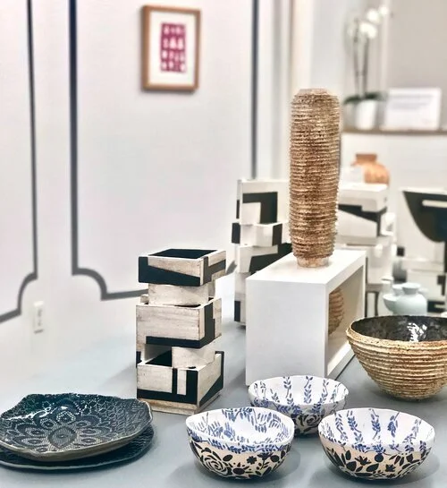 Installation image of "LIMITED EDITIONS"