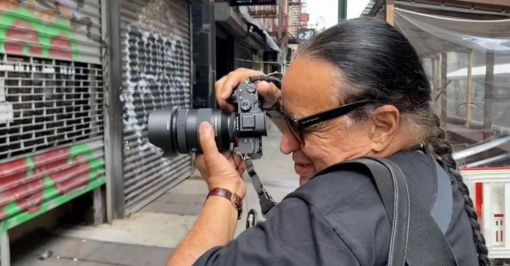  Hip hop through the lens of pho­tog­rapher Brother Ernie