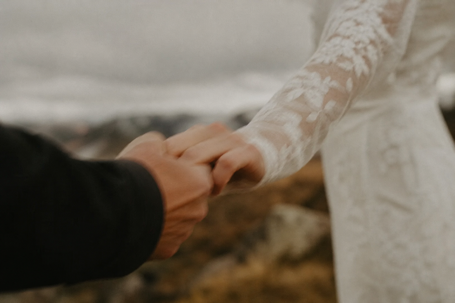 Elopements & Small Weddings