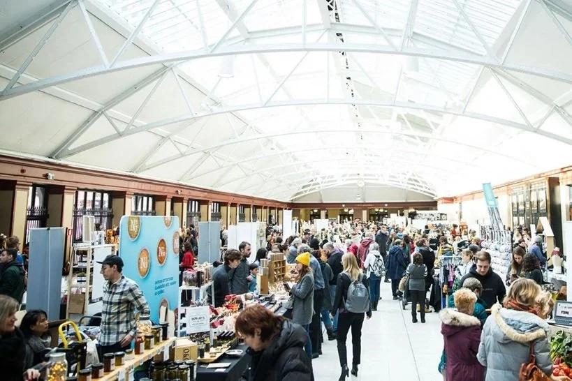 Marché des fêtes Marché Éphémère à la Gare Windsor 