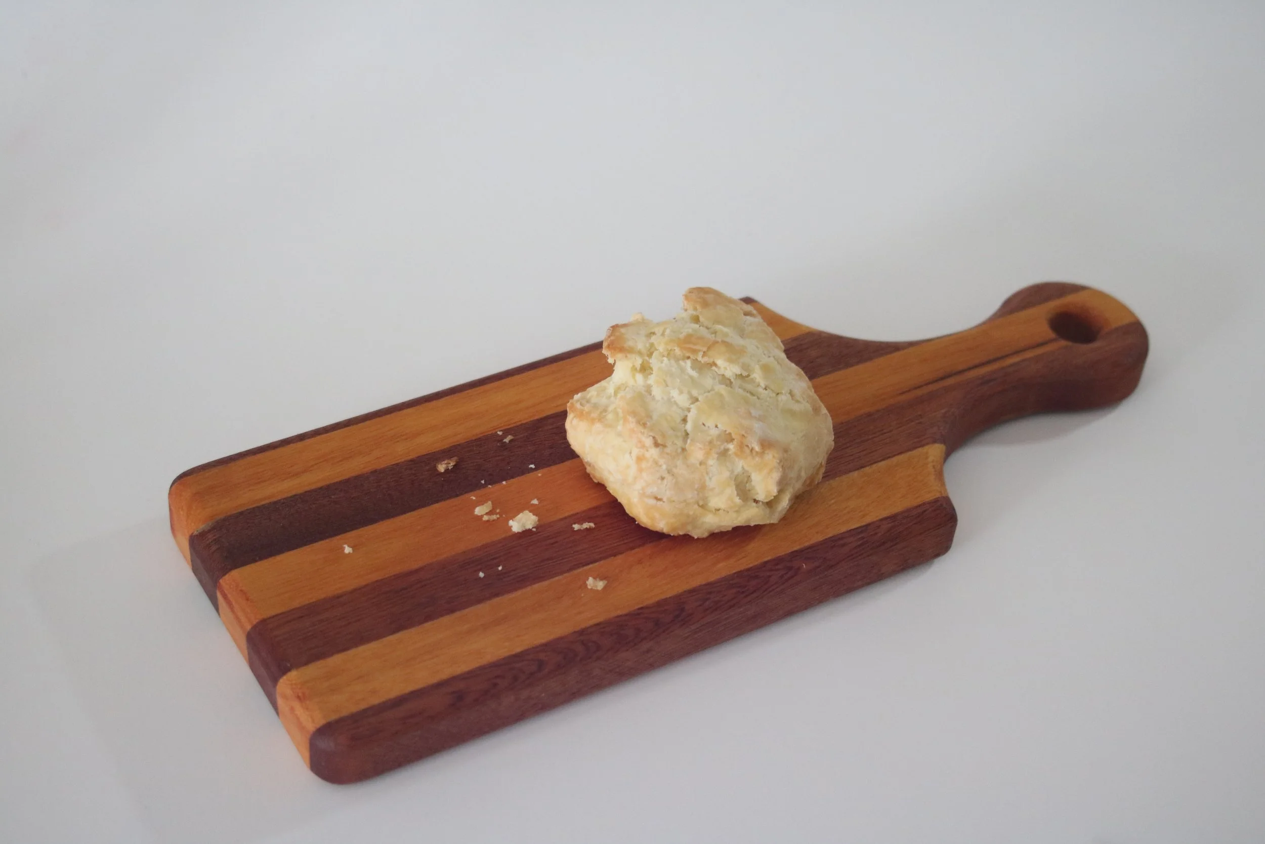 Planche à découper avec poignée