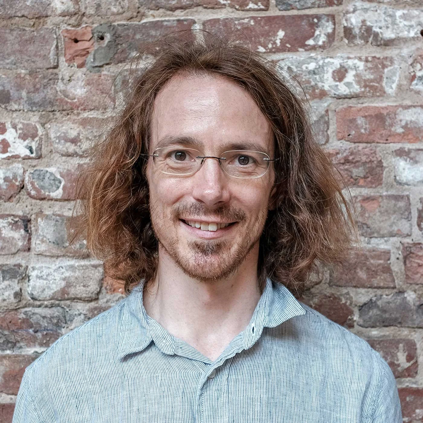 Daniel_Simpson_Headshot.jpg
