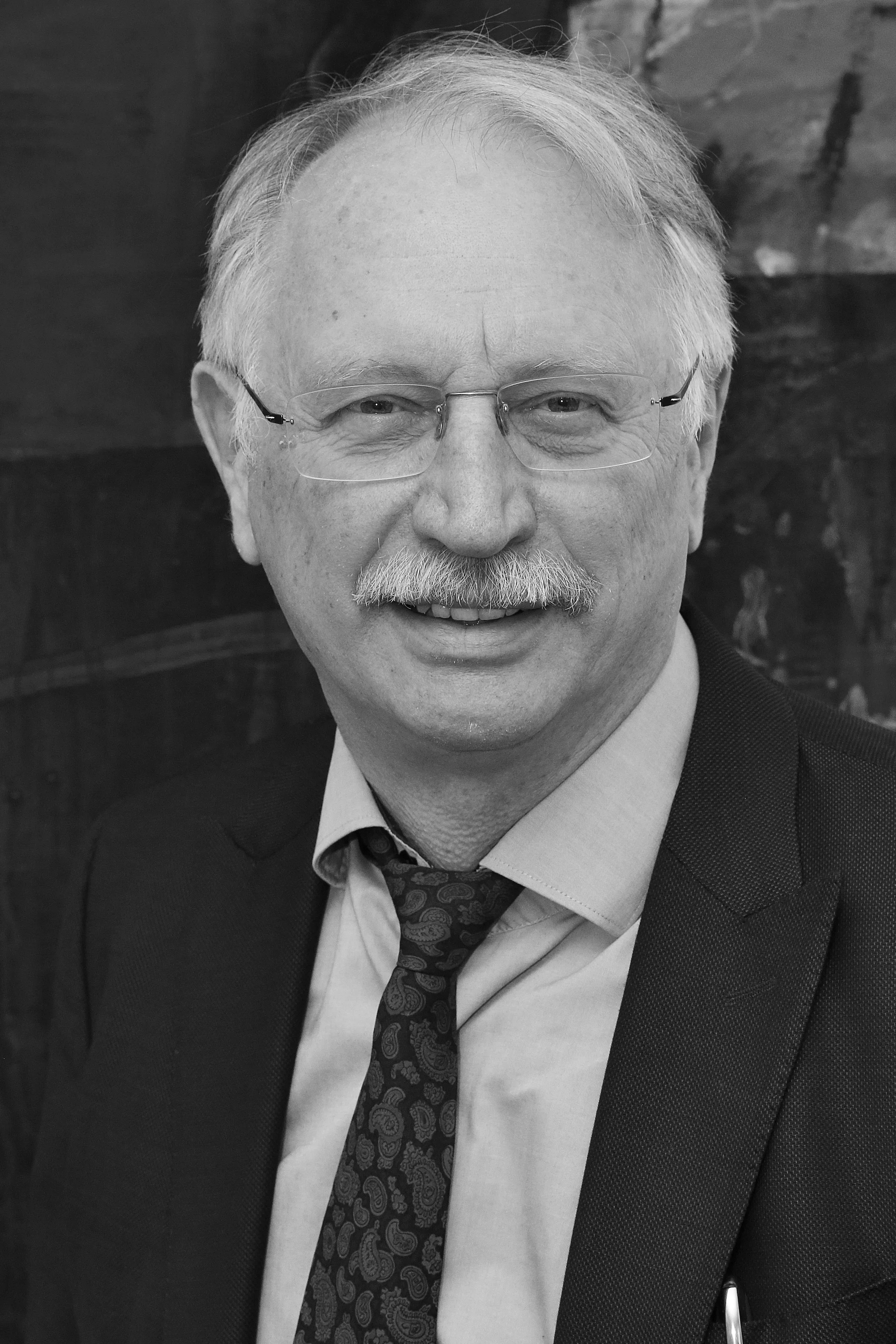 Karl Brunnhuber - Rechtsanwalt Loisach-Legal