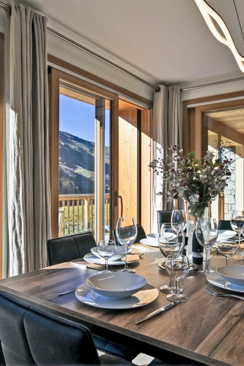 Appartement à l’achat en montagne,  idéal pour investissement locatif saisonnier et gestion optimisée en station de ski, situé au cœur du domaine des Les 3 Vallées. Projet valorisé par HOME DATA, solution de gestion locative en para-hôtelierie
