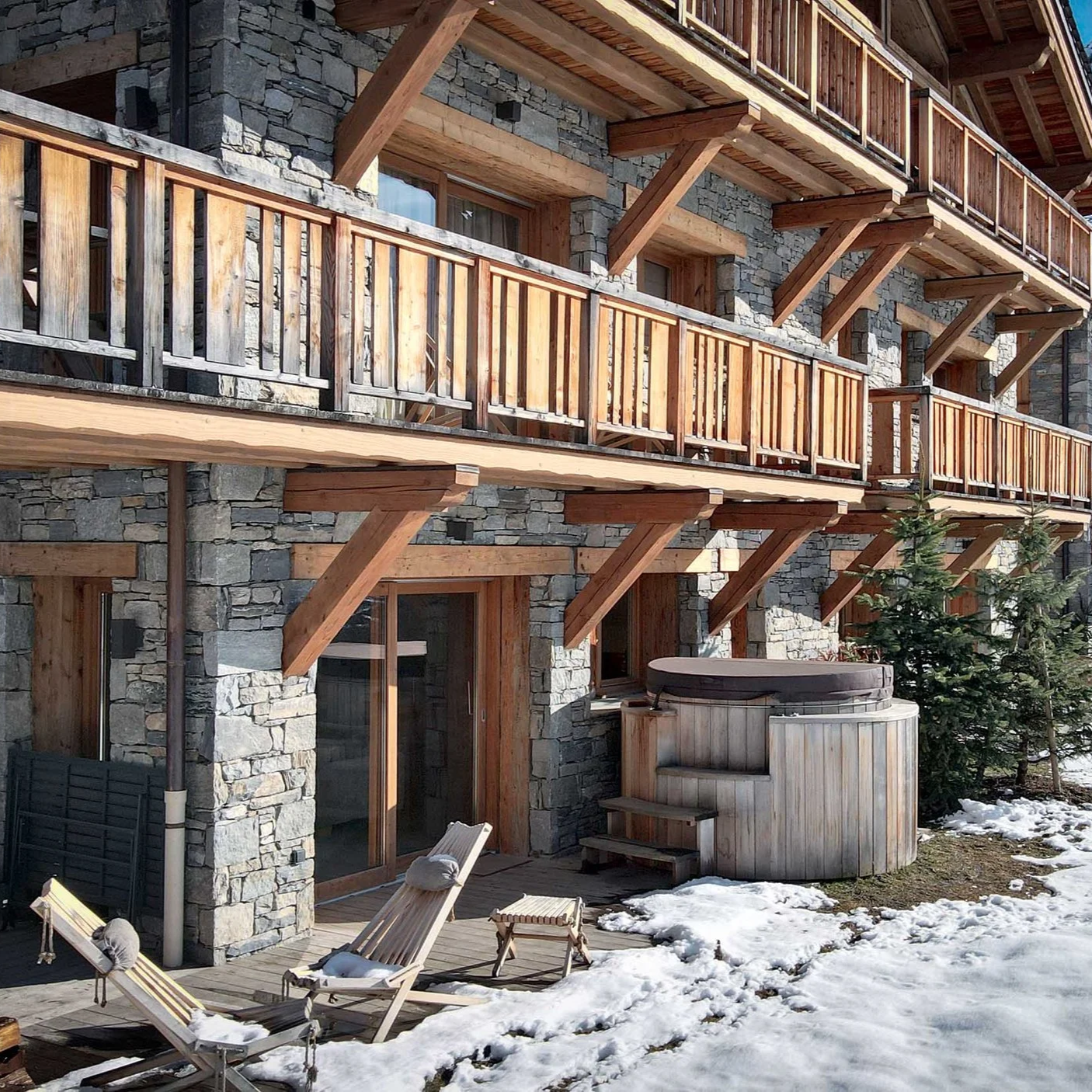 Appartement neuf à vendre à Saint-Martin-de-Belleville par HOME SUMMIT, dans une réalisation d'un promoteur local reconnu, offrant des prestations haut de gamme et un accès rapide aux remontées mécaniques.