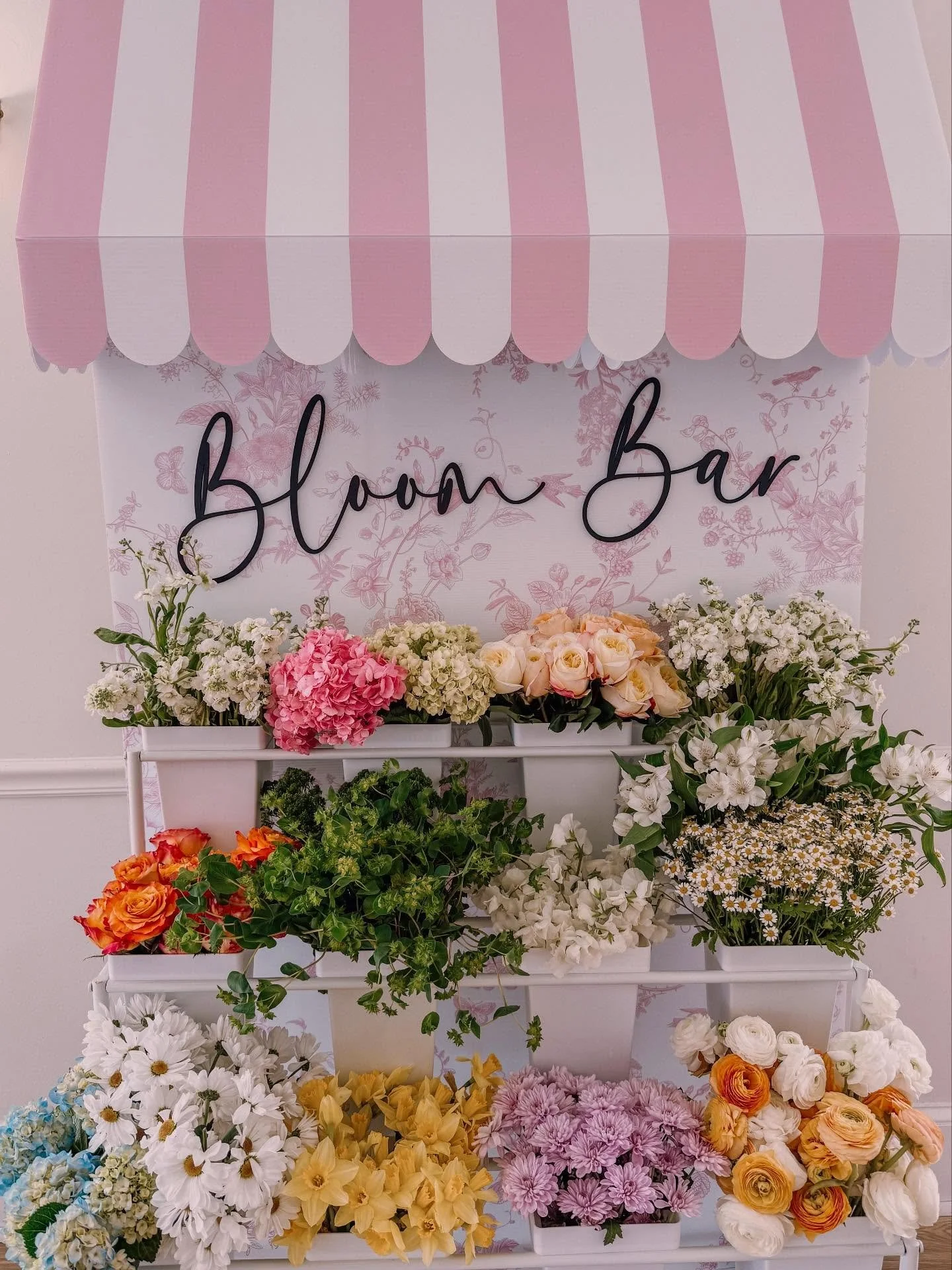 Such a fun night crafting with the ladies @hollytreecountryclub !