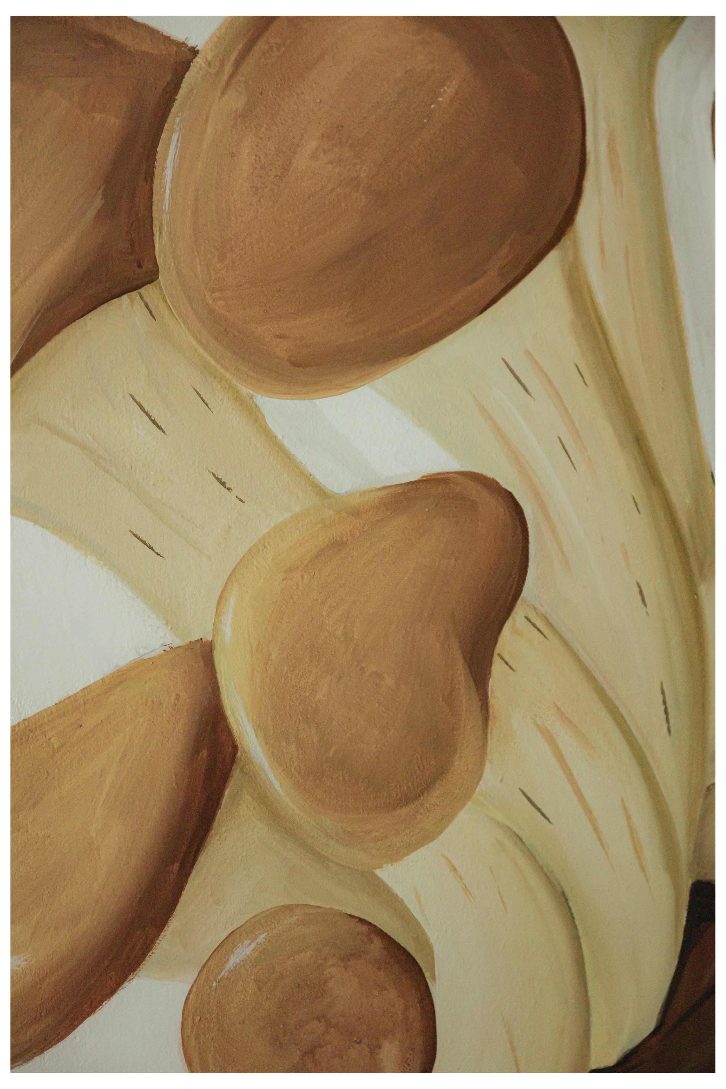 Tavole di legno tipiche del Nord Europa, con una finitura in color naturale e texture visibile, disposte in modo decorativo.
