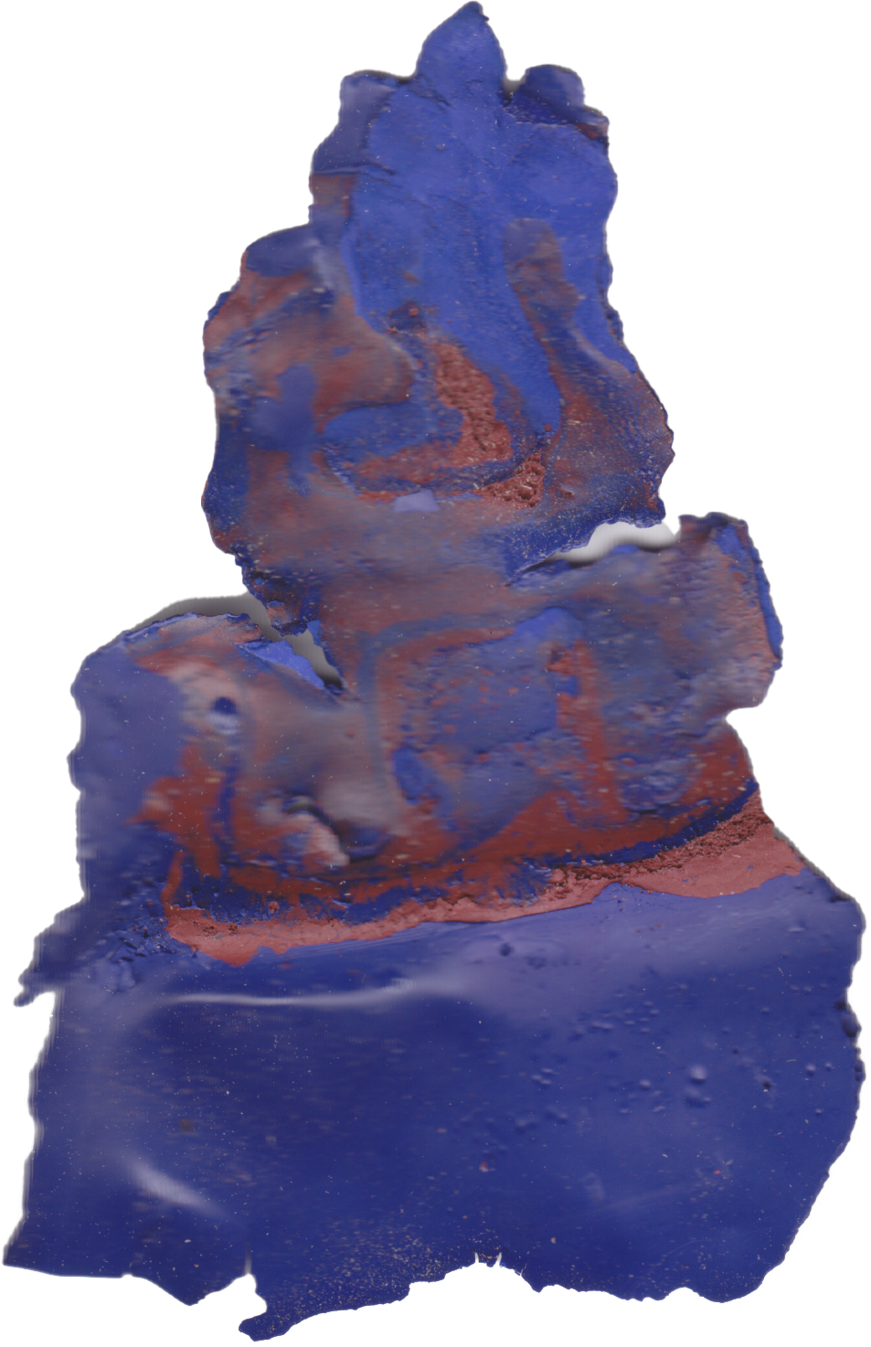 Immagine di un frammento di pietra dipinta con colori blu e terracotta