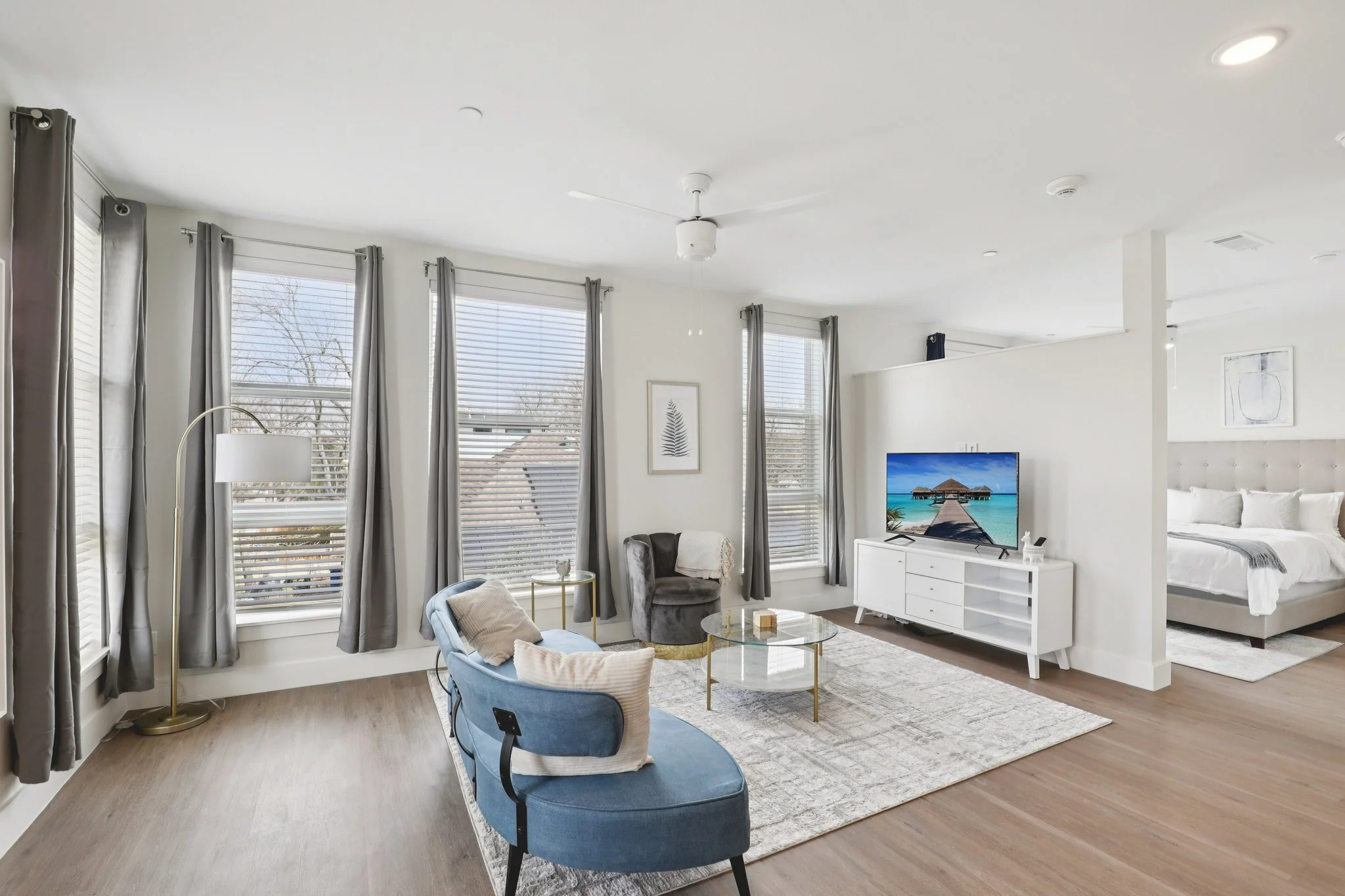 Coreo Place Arroyo Oaks - Apartments Near Oaklawn and Dallas Medical District