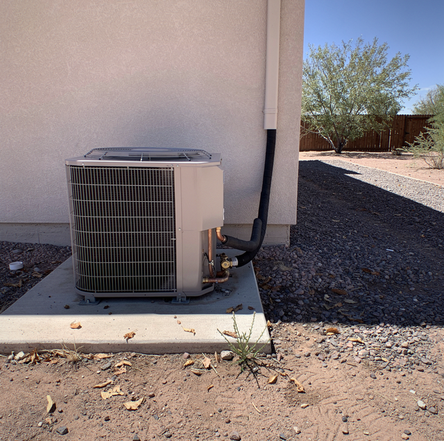 Warning Signs of a Refrigerant Leak in Your AC System