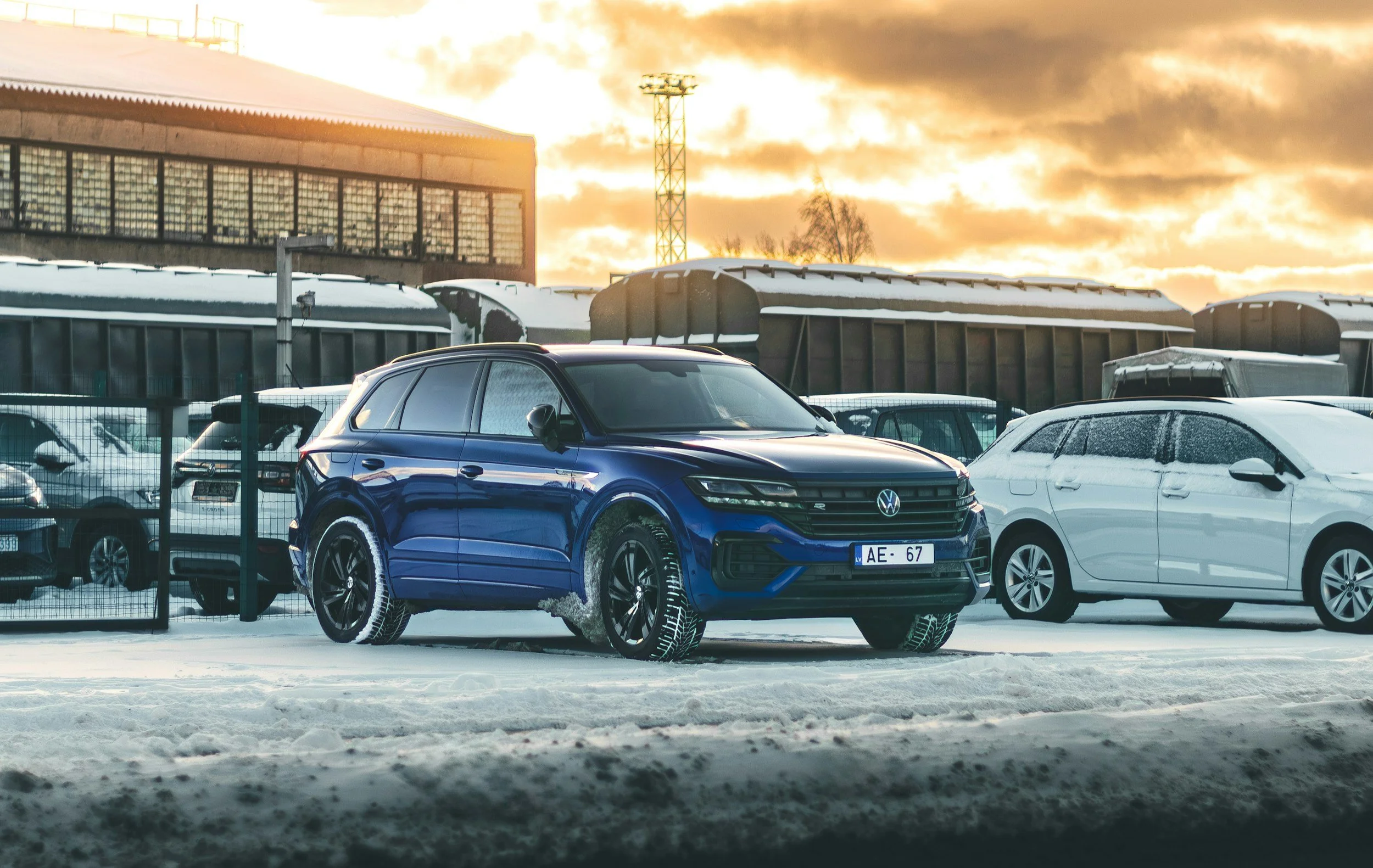 Group-Capable Rentals for Uber/Lyft Drivers in Hawaii: Handle Family Fares Profitably in Oahu