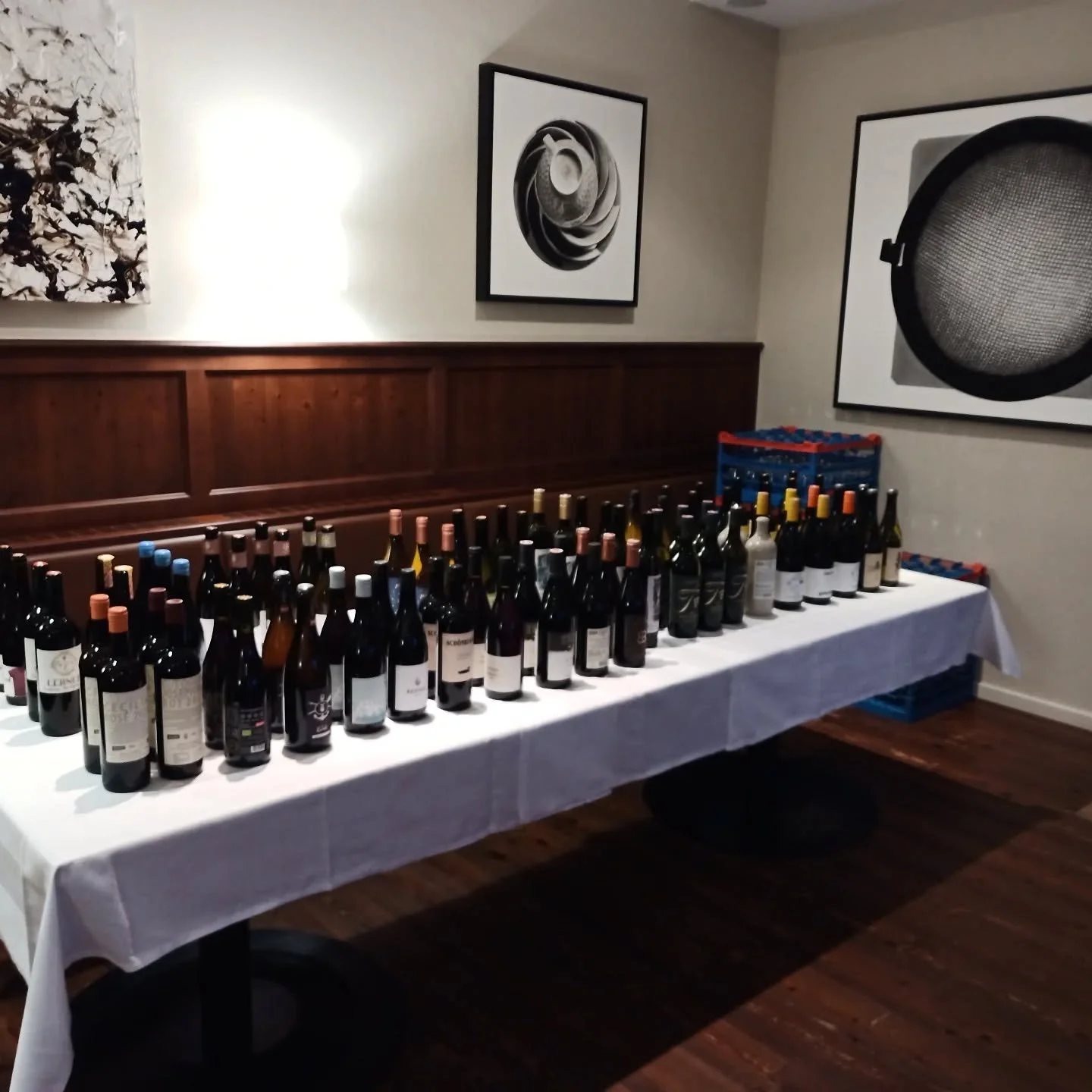 Demeter &Ouml;sterreich line-up Teil 2...
Es war gro&szlig;artig. Danke an alle Kollegen.

@gaumenhoch hoch @demeter_austria @zaltoglas @gasthausthaller