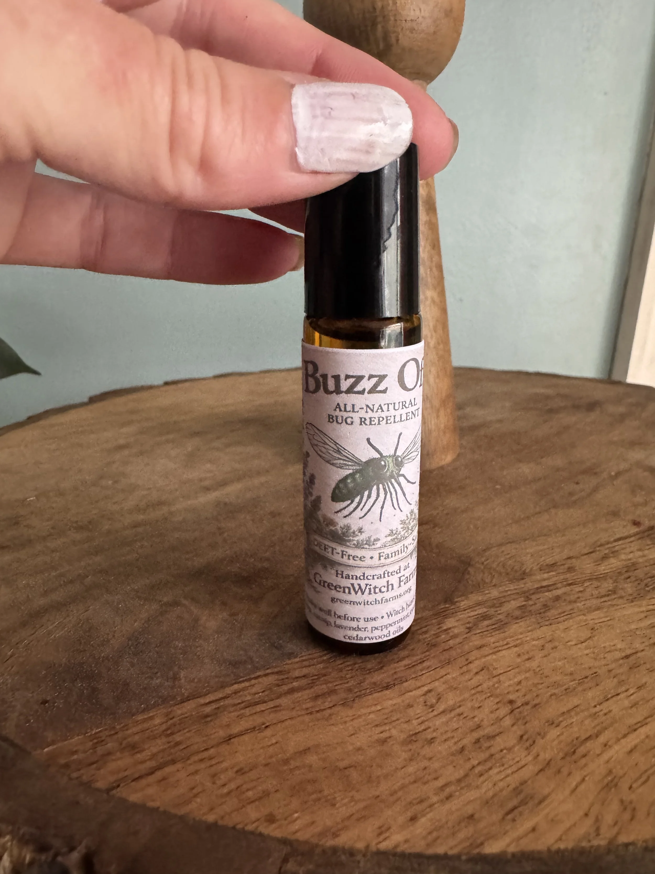 Buzz off bug roller