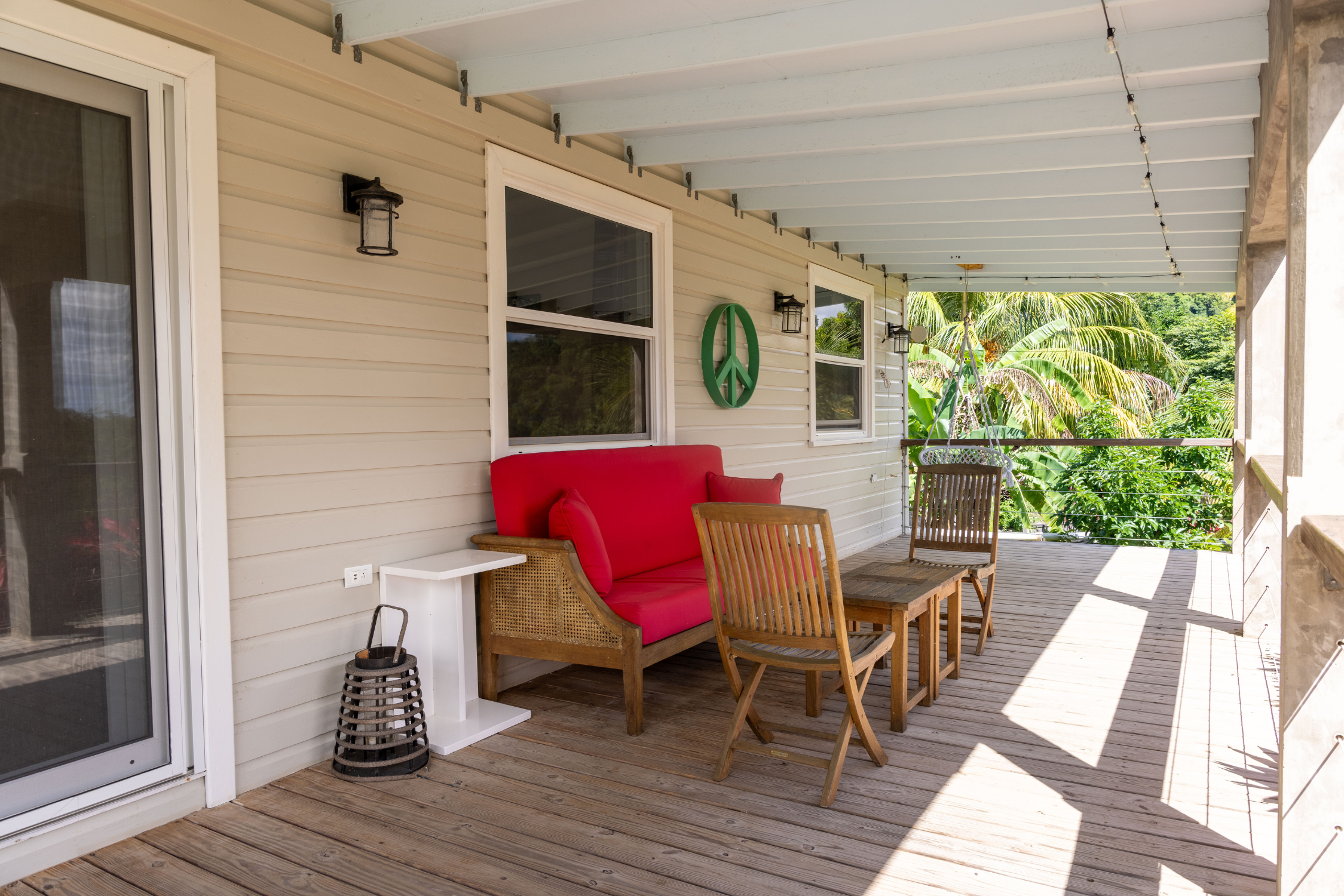 Kai Famille Porch with Ocean View.png