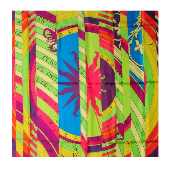 Foulard Hermès in seta con motivi geometrici multicolori