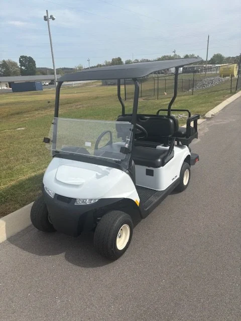 2027 EZGO RXV Valor 4 Gas (4).jpeg