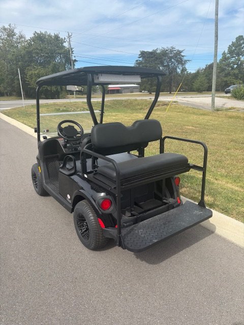 2026 EZGO RXV Elite (1).jpeg