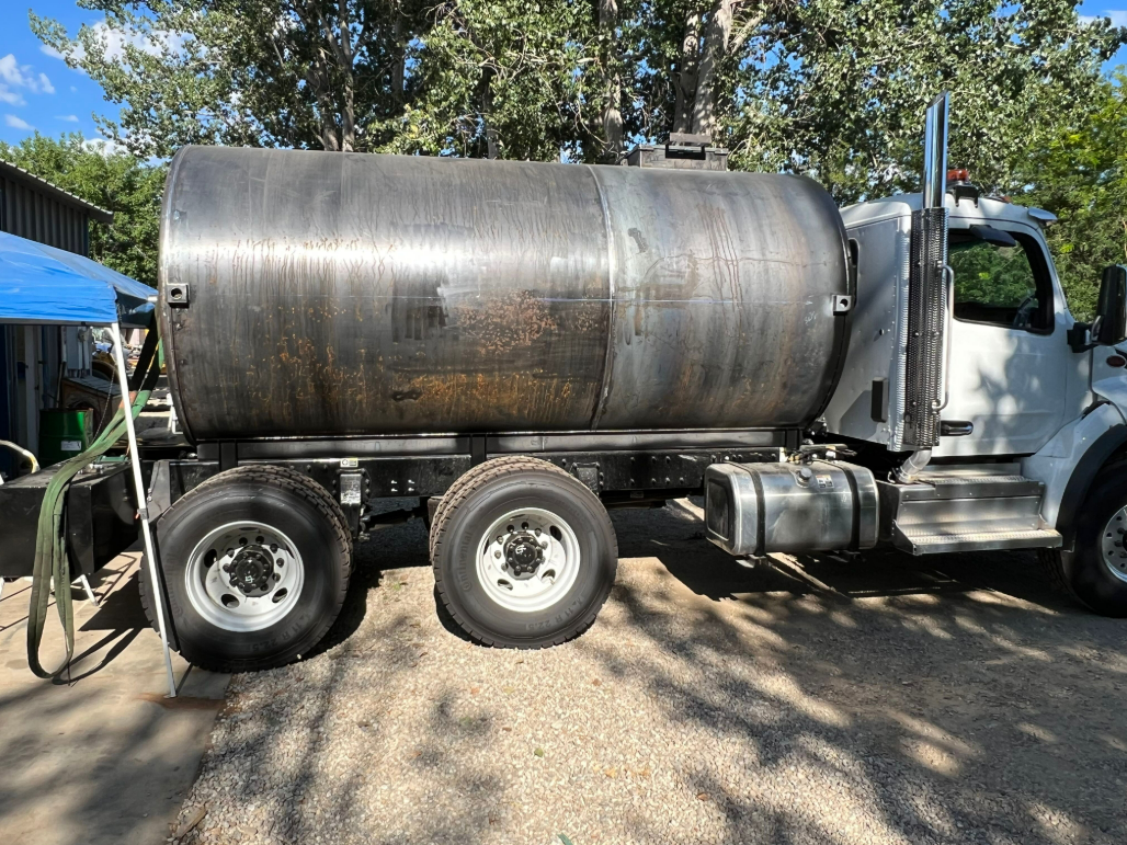 Tank Truck 1.8.png
