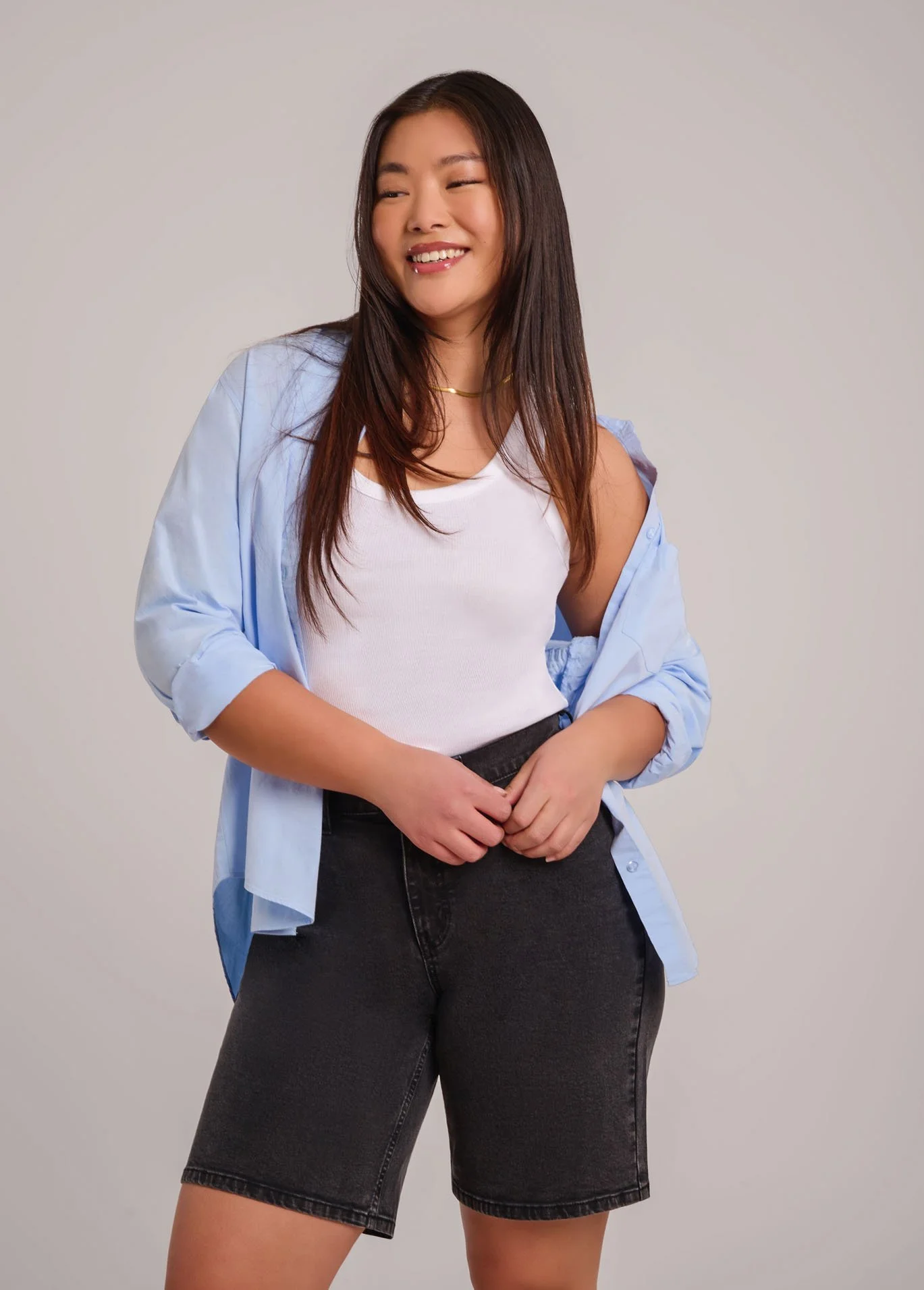 250408-YOGA JEANS-LINEN ECOM4689.jpg