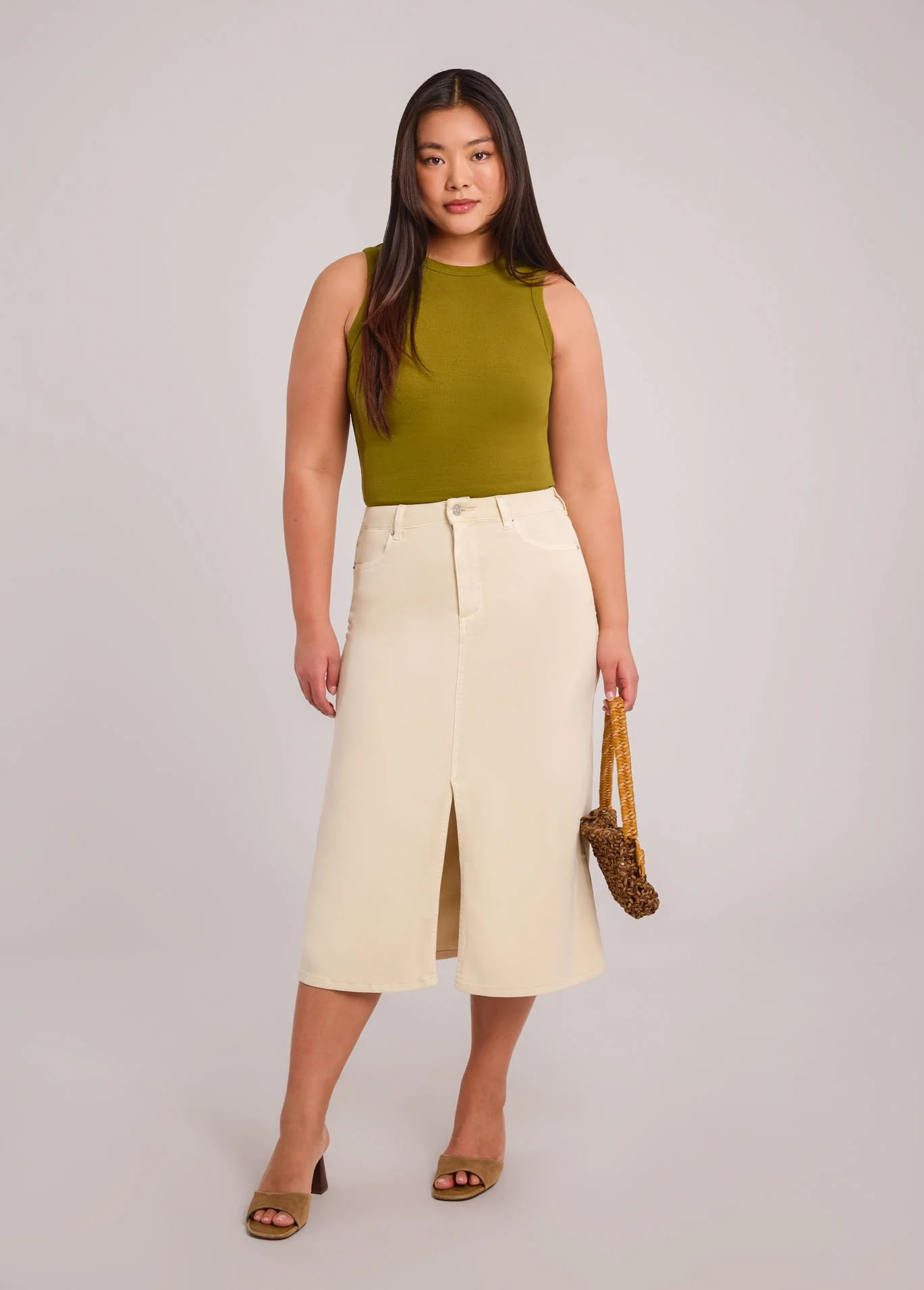 250408-YOGA JEANS-LINEN ECOM4663.jpg