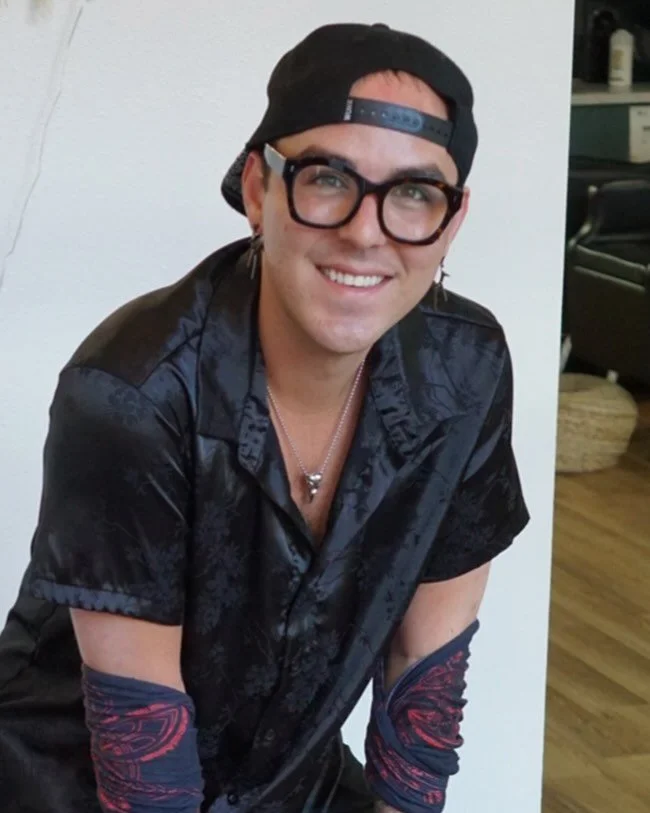 Meet Tyler ✨  Tyler has been in the industry for over 14 years. He lived in Germany where he developed his craft in European styles that he utilizes for his clientele.  Tyler specializes in balayage, highlighting, color corrections, vivid colors, and