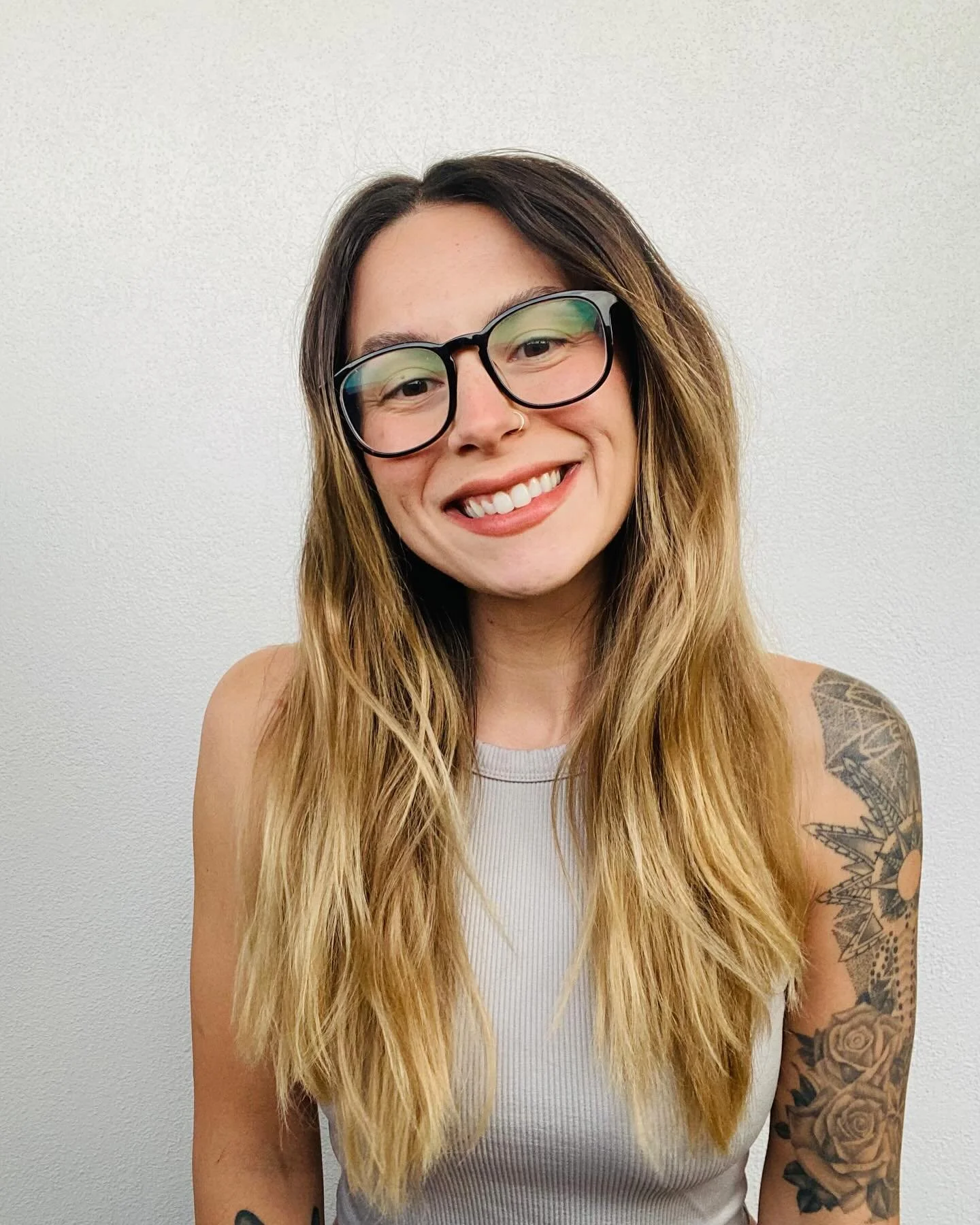 Meet Rachel ✨  Rachel has been living in Denver since 2019. She began her career as an Esthetician shortly after, specializing in: full body waxing, lash lifts, brow shaping &amp; laminations. Rachel enjoys helping those who want to achieve a fuller 