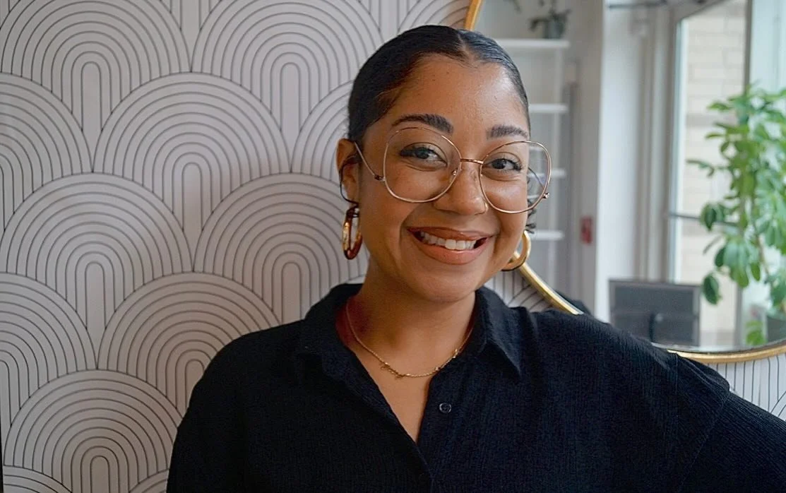 Meet Annelicia ✨  Esthetician &amp; Makeup Artist

Annelicia is a Colorado native and mother of two, with 10 years in the cosmetic industry. Starting in 2013 working for a luxury retailer, Annelicia found her enthusiasm for makeup and skin care produ