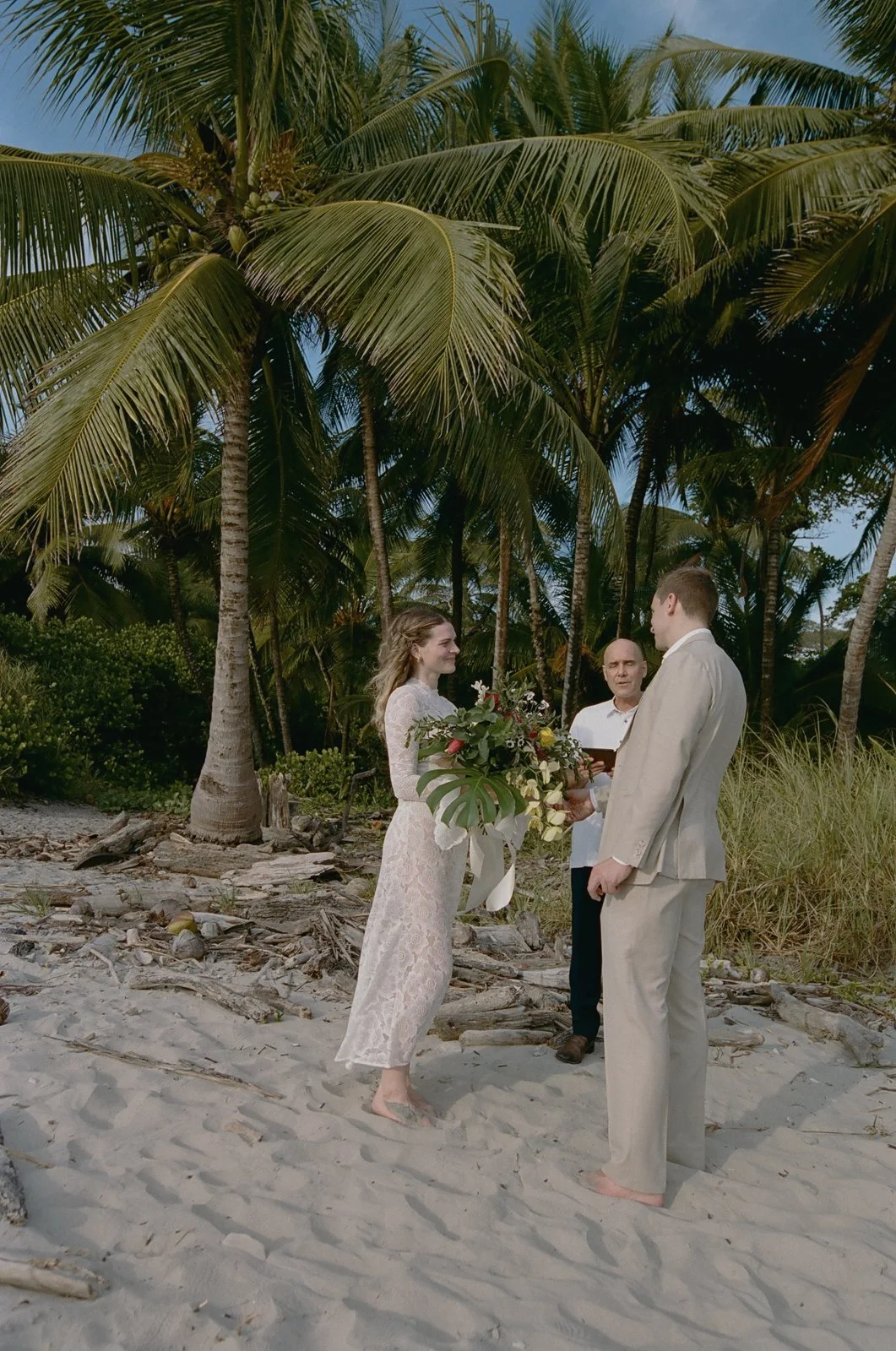 Costa-rica-elopement-wedding-on-film-035-765745_0022.jpg