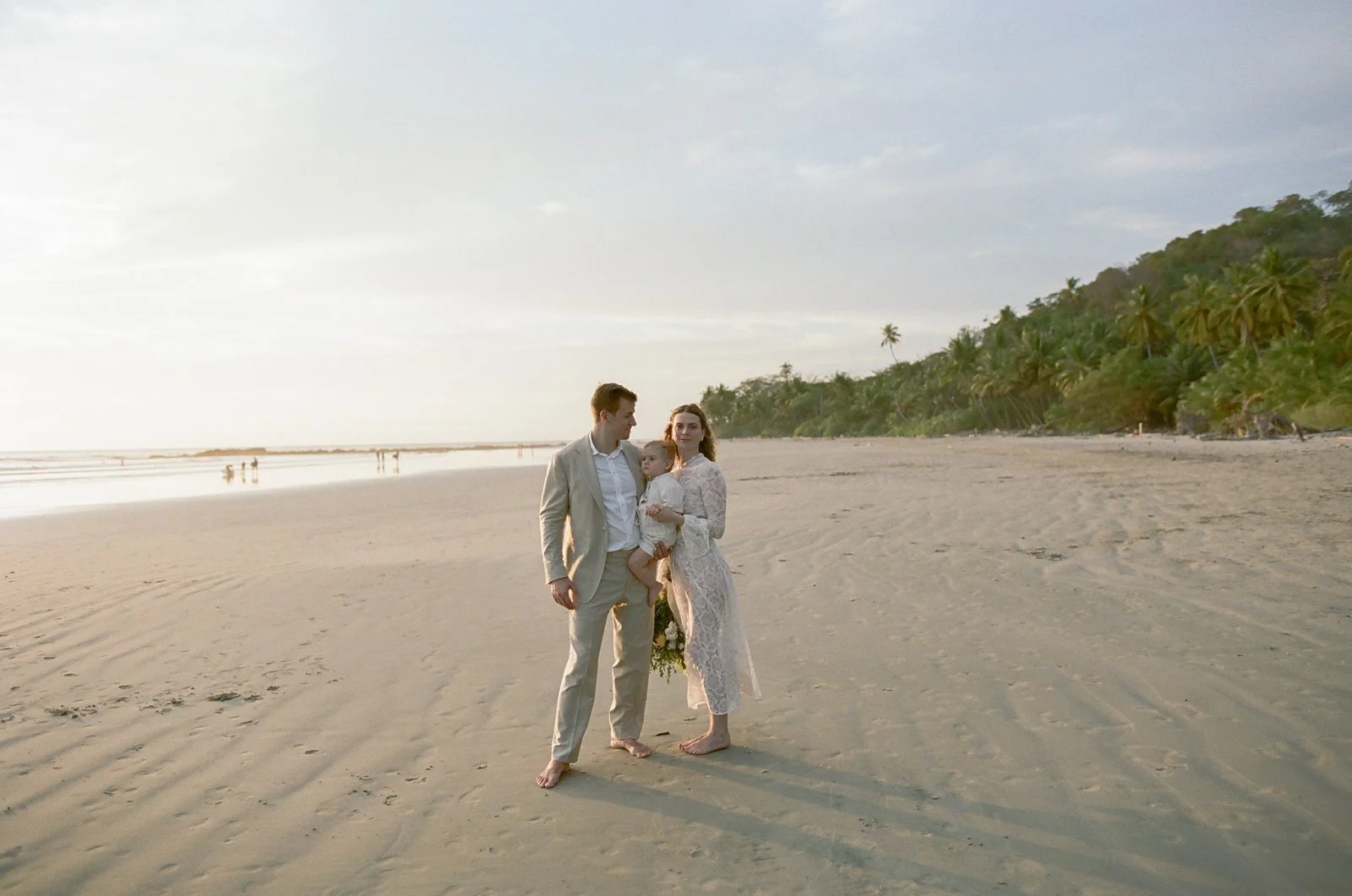 Costa-rica-elopement-wedding-on-film-056-765742_0010.jpg