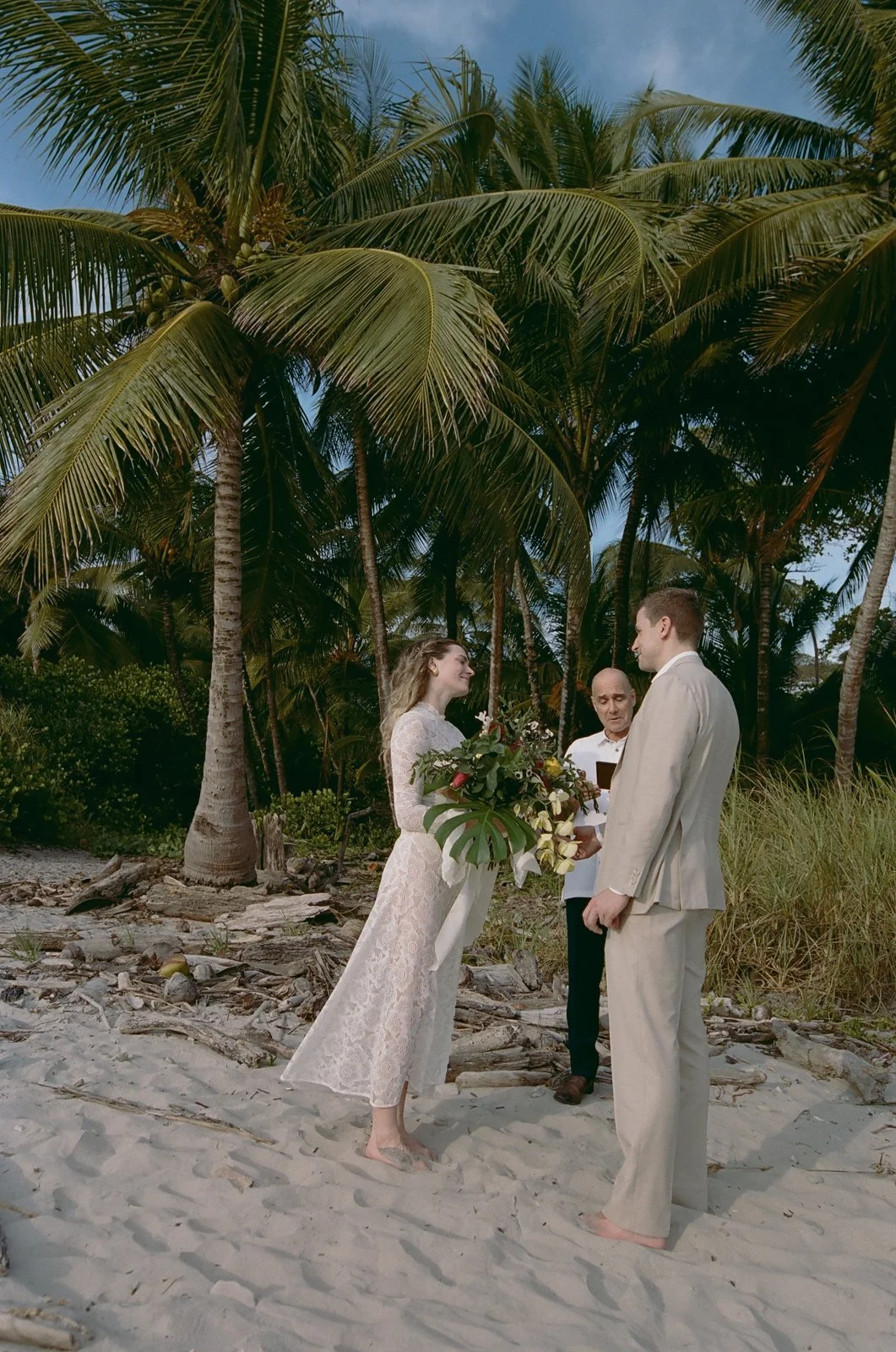 Costa-rica-elopement-wedding-on-film-036-765745_0025.jpg
