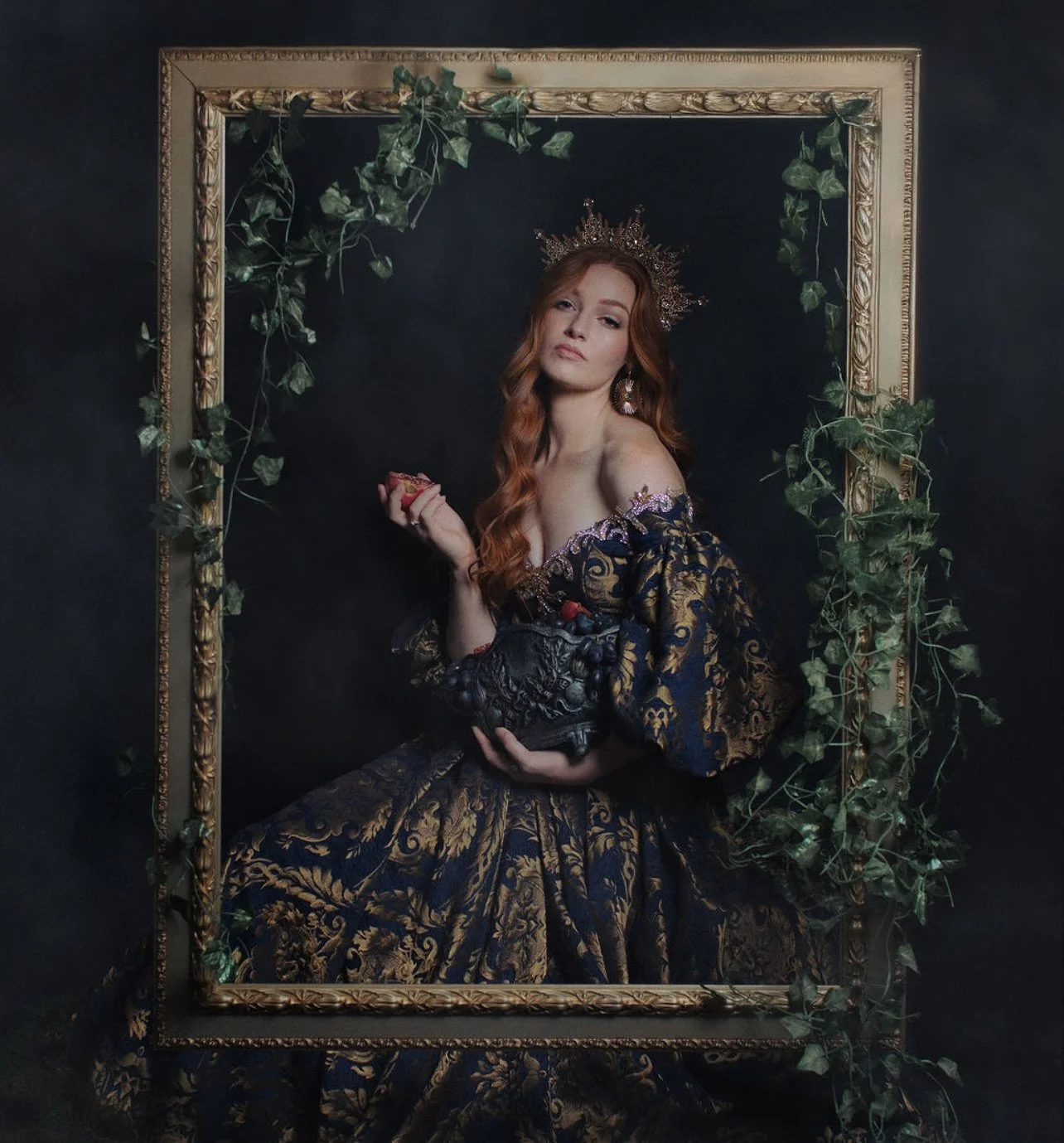 Looking for a last minute costume?
WE&rsquo;VE GOT YA COVERED! With over 6,000 dresses in store + loads of accessories we can find something for you.
📸 ：@hannahkikart
💄 : @alysia_faith_artistry
👸: @haleyerobbins