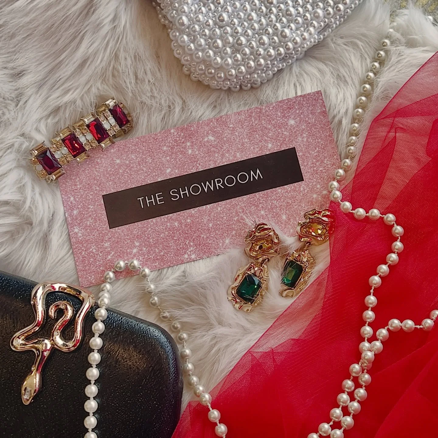 The best gift idea? A showroom gift card! Call 6156559964 to purchase a gift card for someone fabulous ❤️✨💍