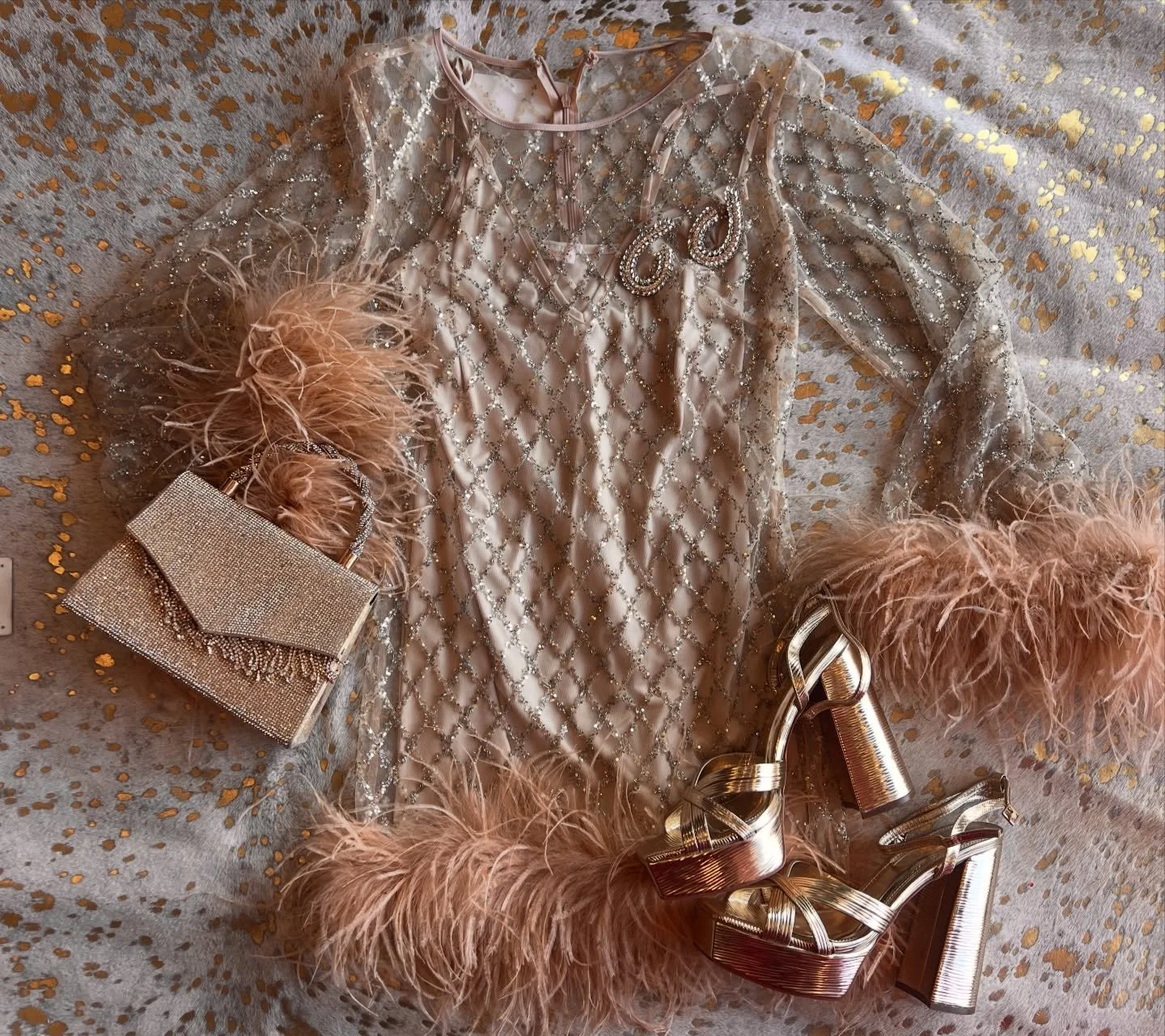 Holiday party szn is in full swing ✨🎄🍸 find the perfect look to rent for the occasion! Here&rsquo;s a few of our favorite styles! ❤️❤️❤️