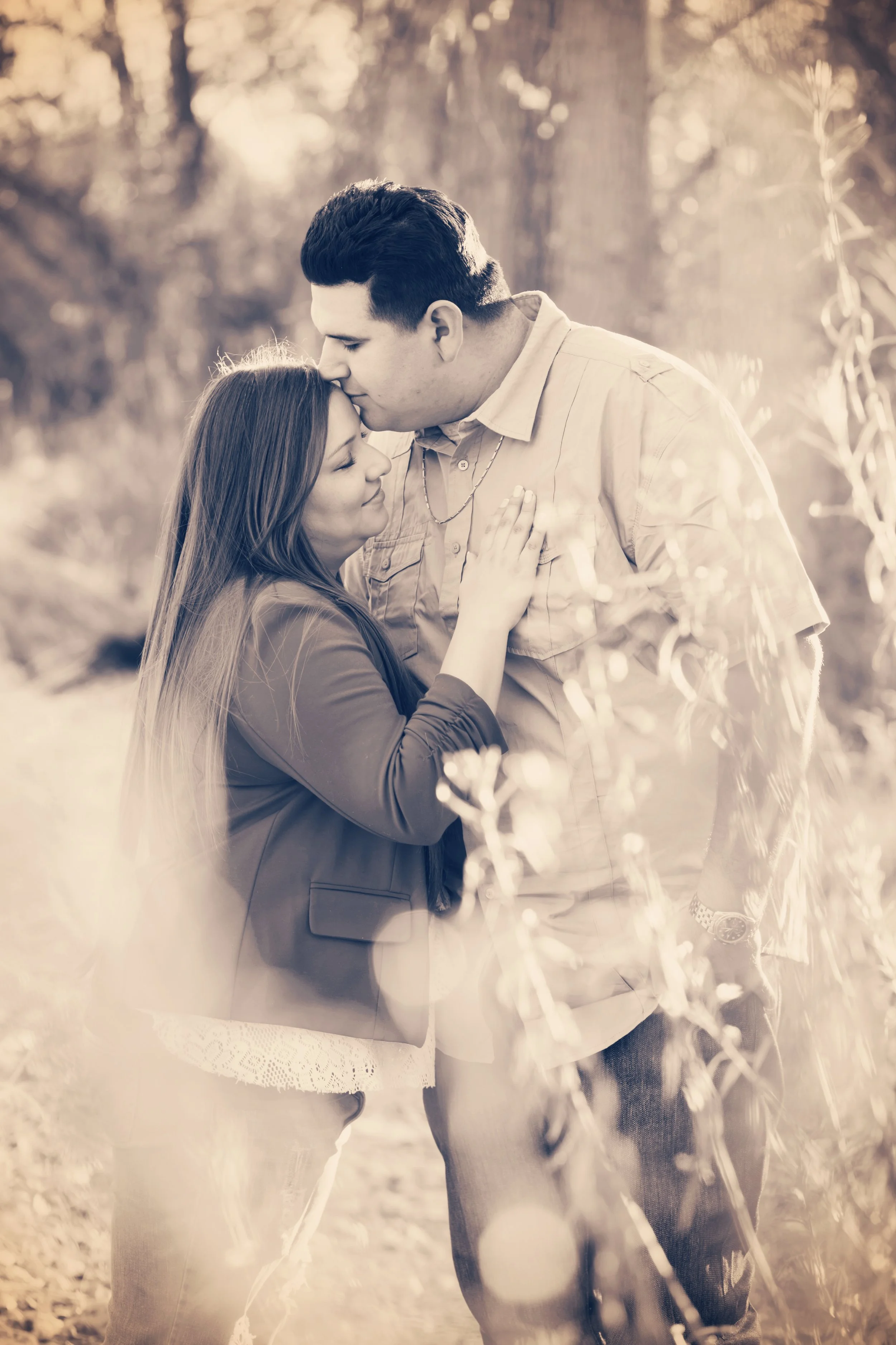 Mayra  Chris_0097 bw a.jpg