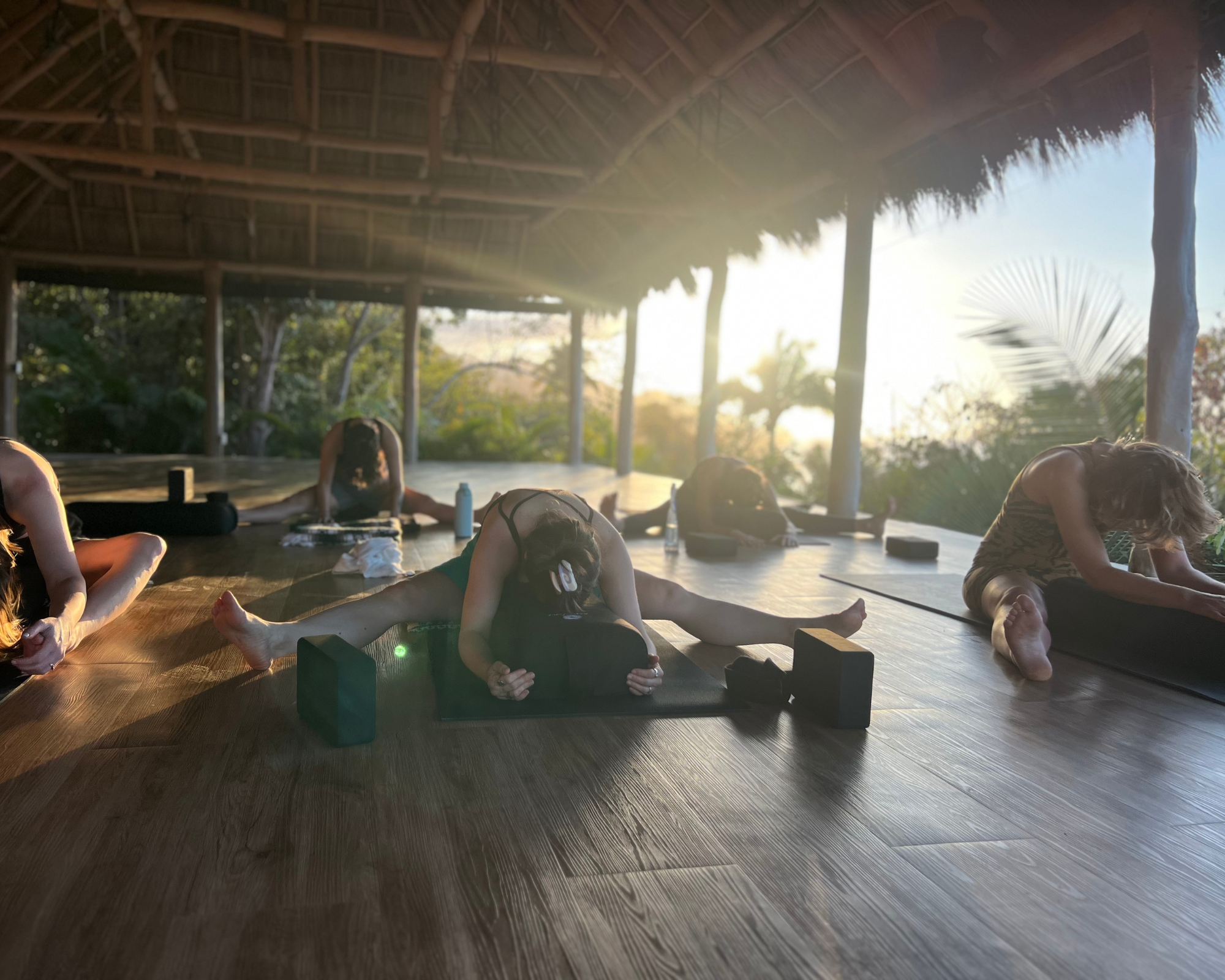 honey yoga mexico retreat xinalani1.png