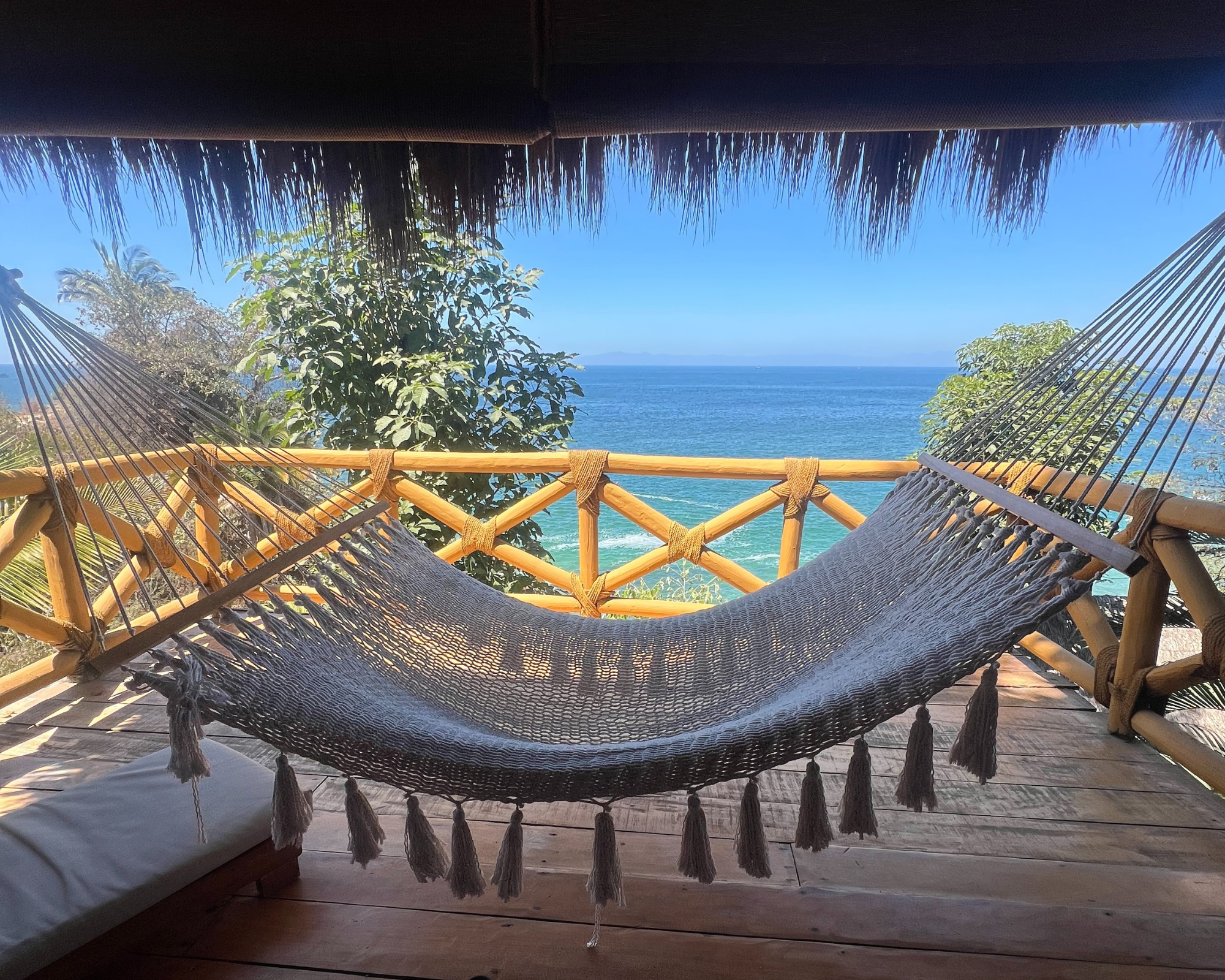 honey yoga mexico retreat xinalani18.png