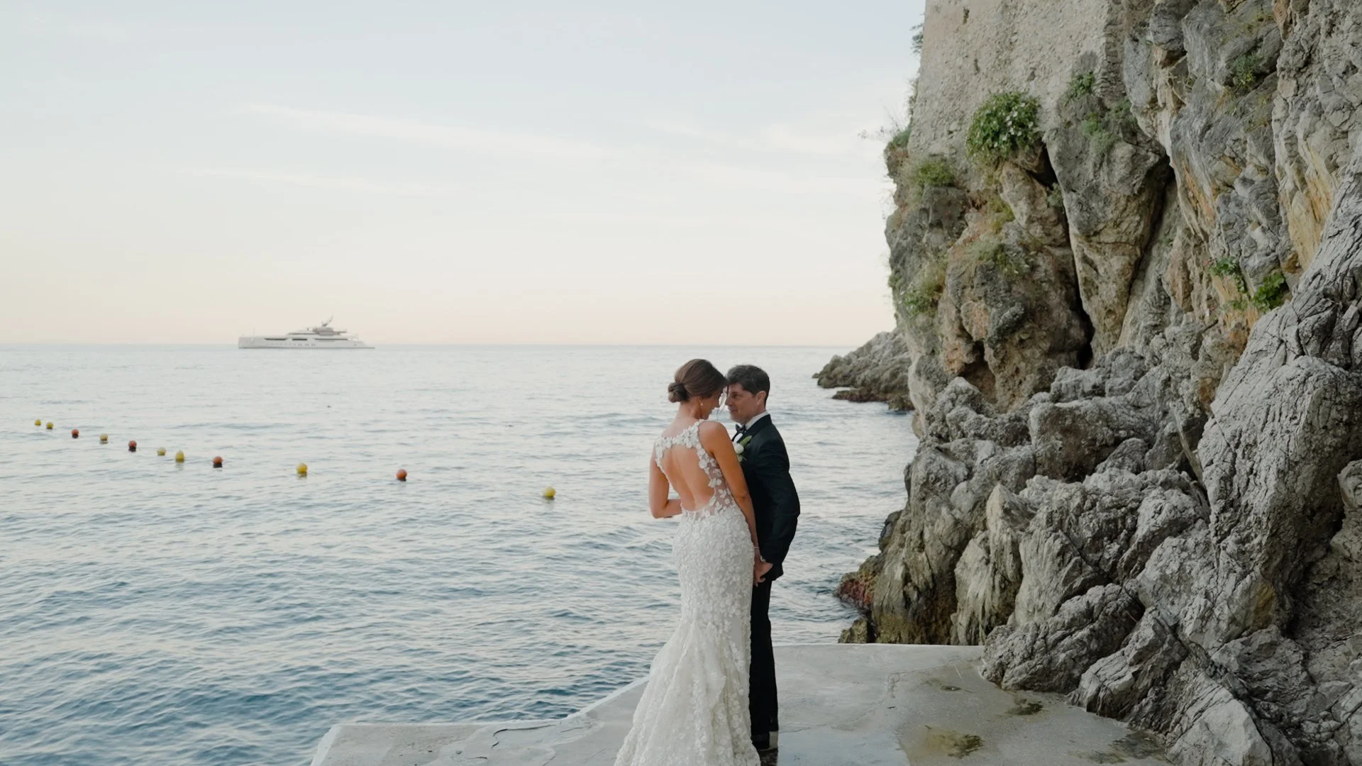 Eric & Mona - This Is Amalfi