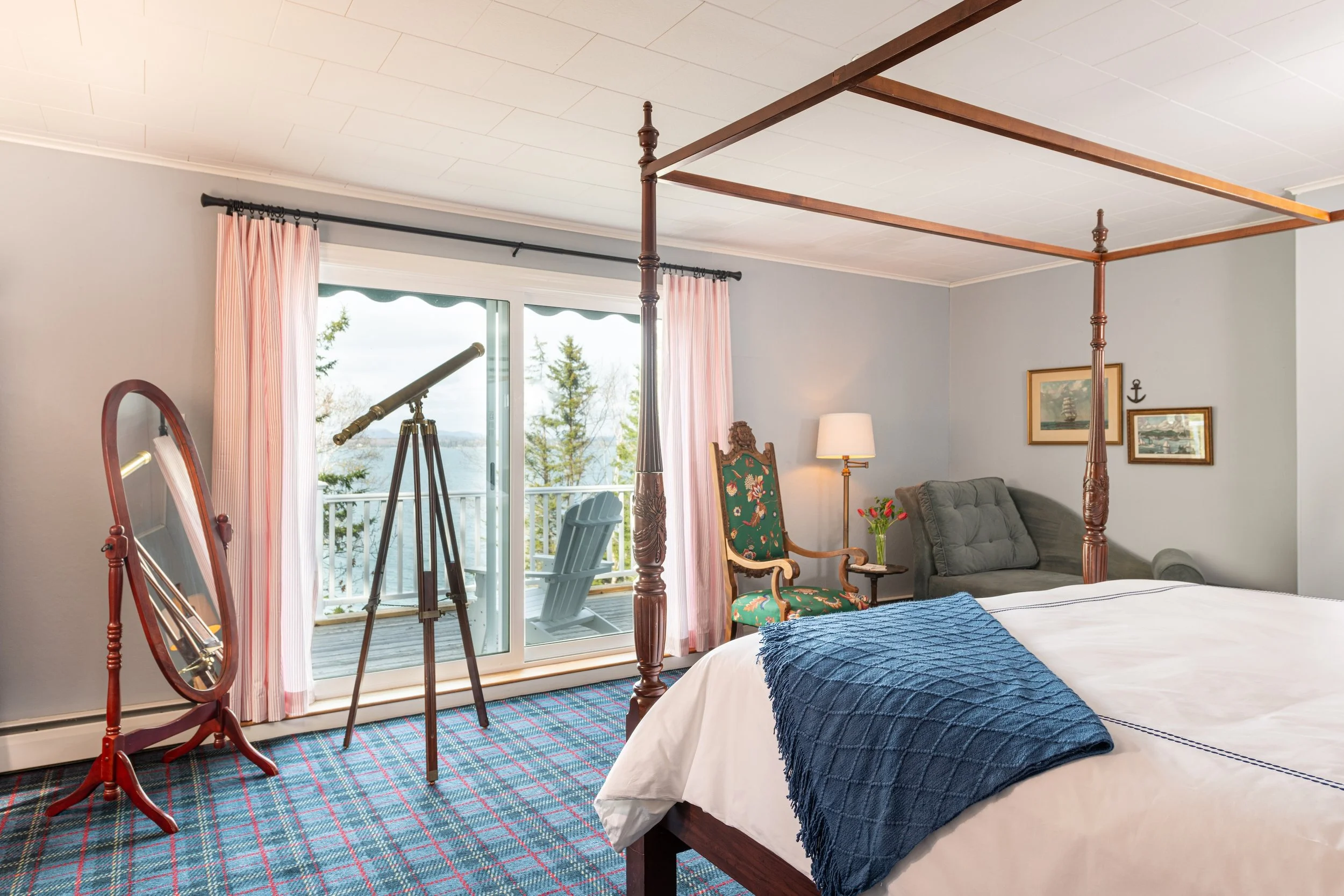 Room Seven with View.jpg