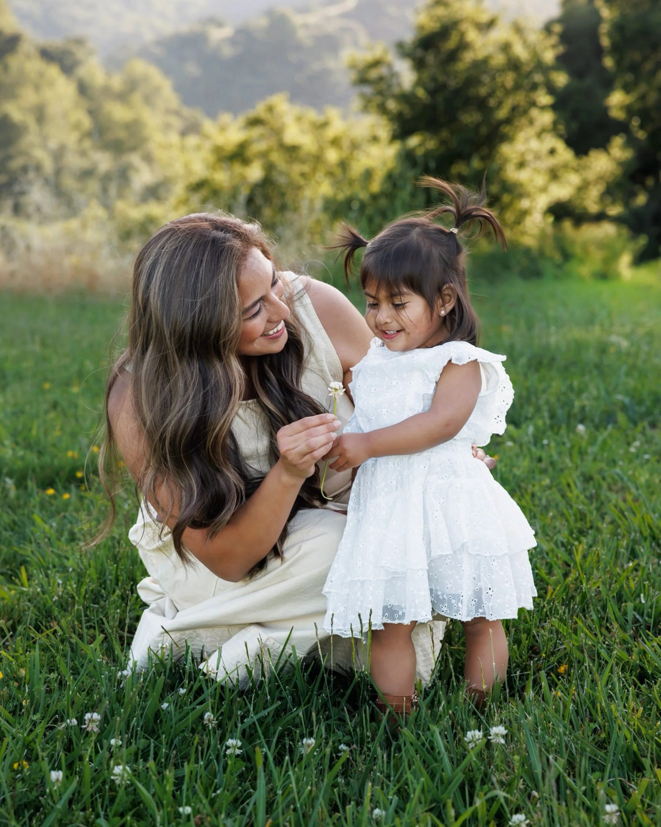The light was perfect. The location was&hellip; technically off-limits. No regrets! Just smiles and all the family feels.

I just got the sweetest message from this mama following their session. Perfect energy going into the long weekend! 🙌🏻🙏

#fo