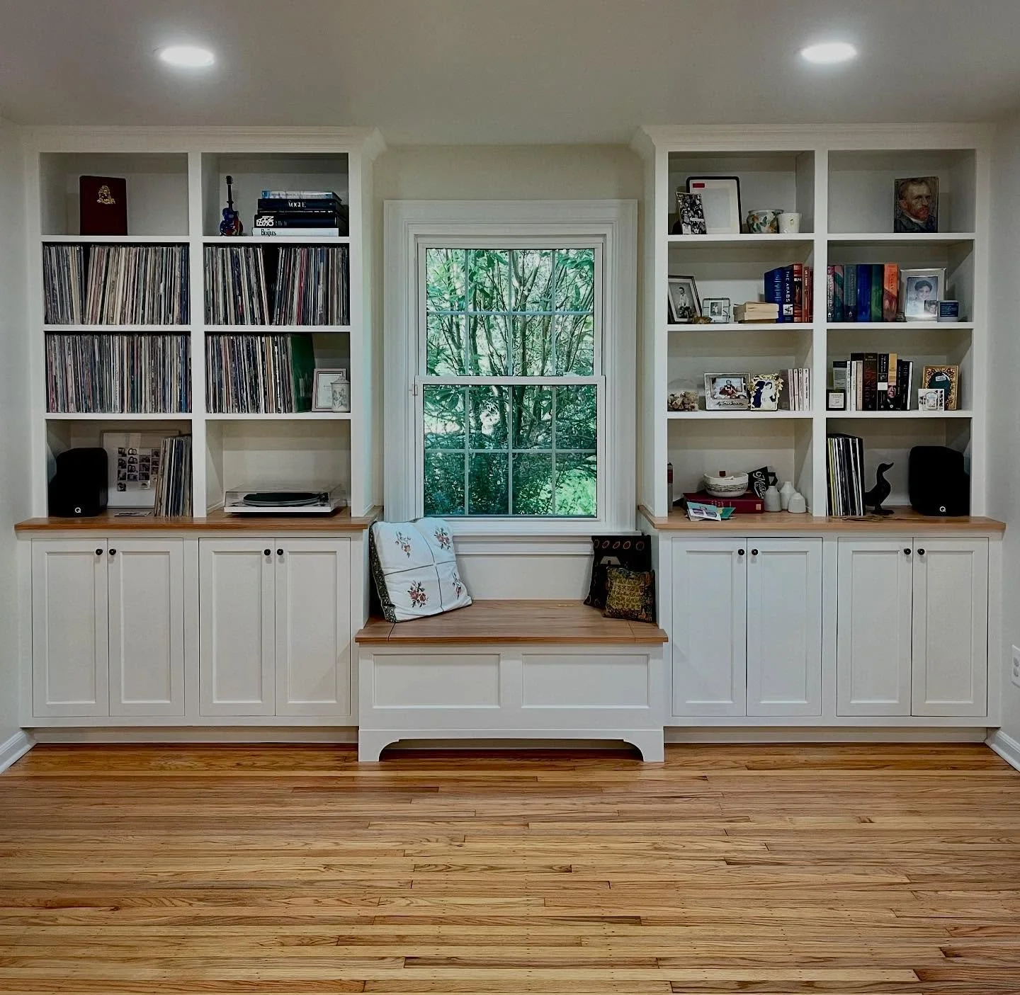 Built with care to hold records, books, and the quiet moments in between 
.
.
.
.
.
.
.
.

#CustomWoodwork #CustomCabinetry #HomeDesign #FunctionalDesign #CustomDoors #BuiltForLife#CarpenterLife #Woodworking #WoodworkDesign #CarpentryCraft #Handcraft