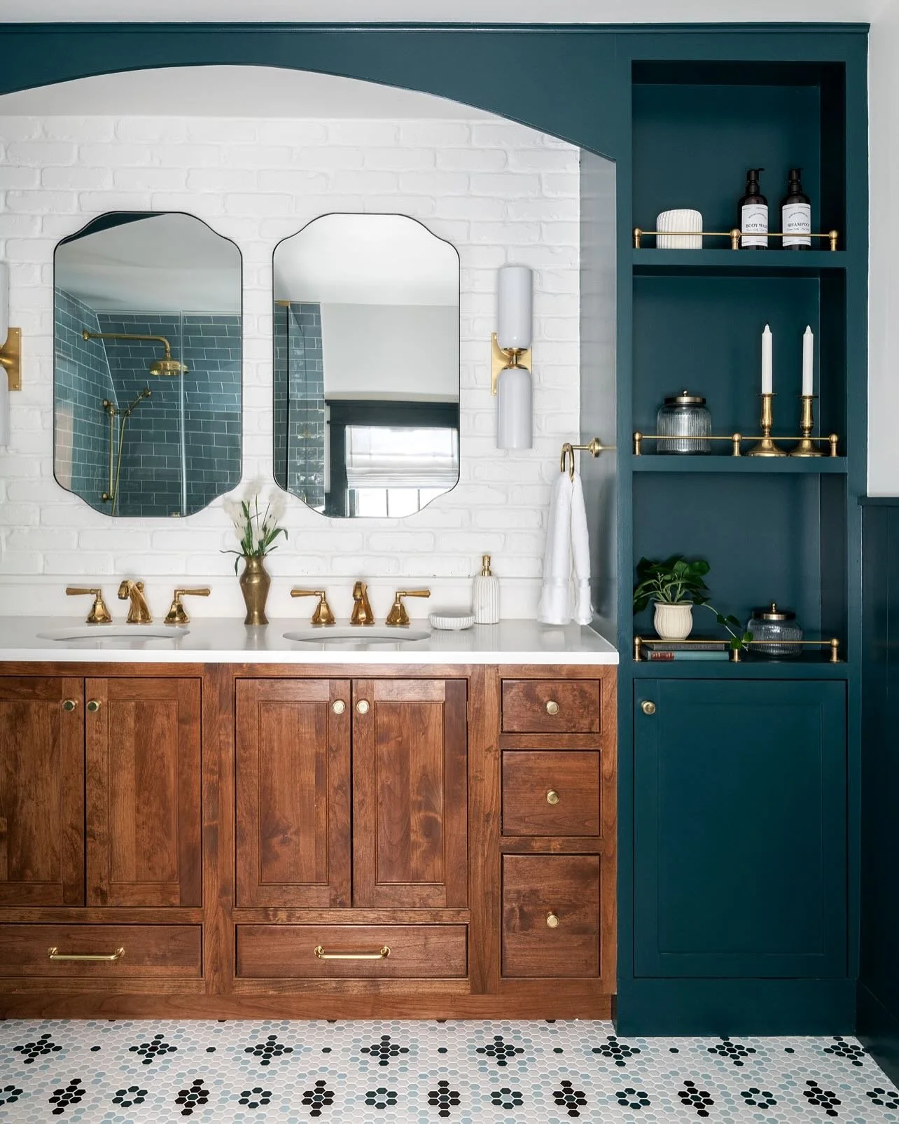 Obsessed with this design.  Beautiful arches, sleek cabinets, and the perfect color palette that helped take this primary bath to a whole new level. 
.
.
.
.
.

.
.
.
Custom cabinetry and vanity install : @two_hounds_woodworking 
Interior Design: @ei