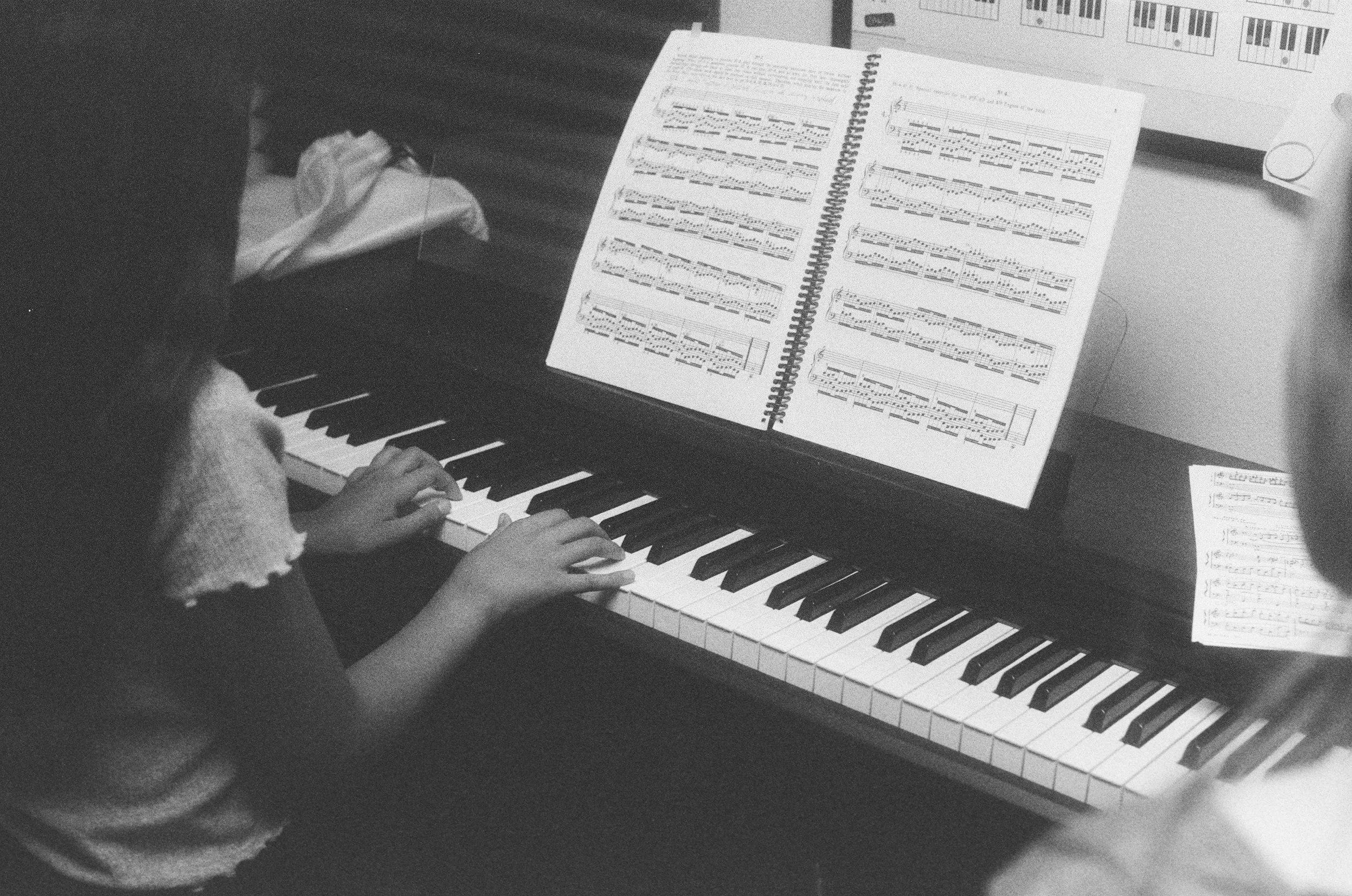 A Song That Stopped Me – Lessons from a Piano Bench