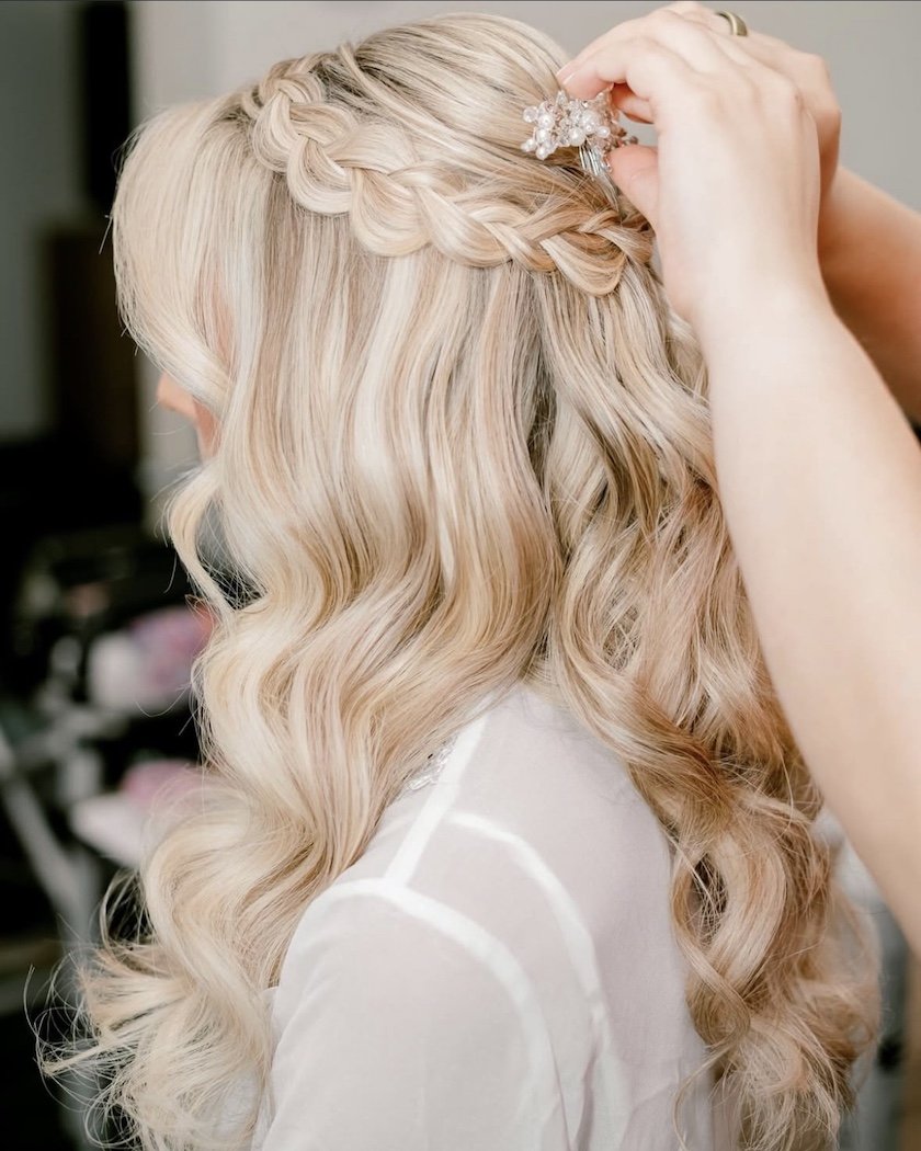 blonde-bridal-clip-in-extensions.jpg